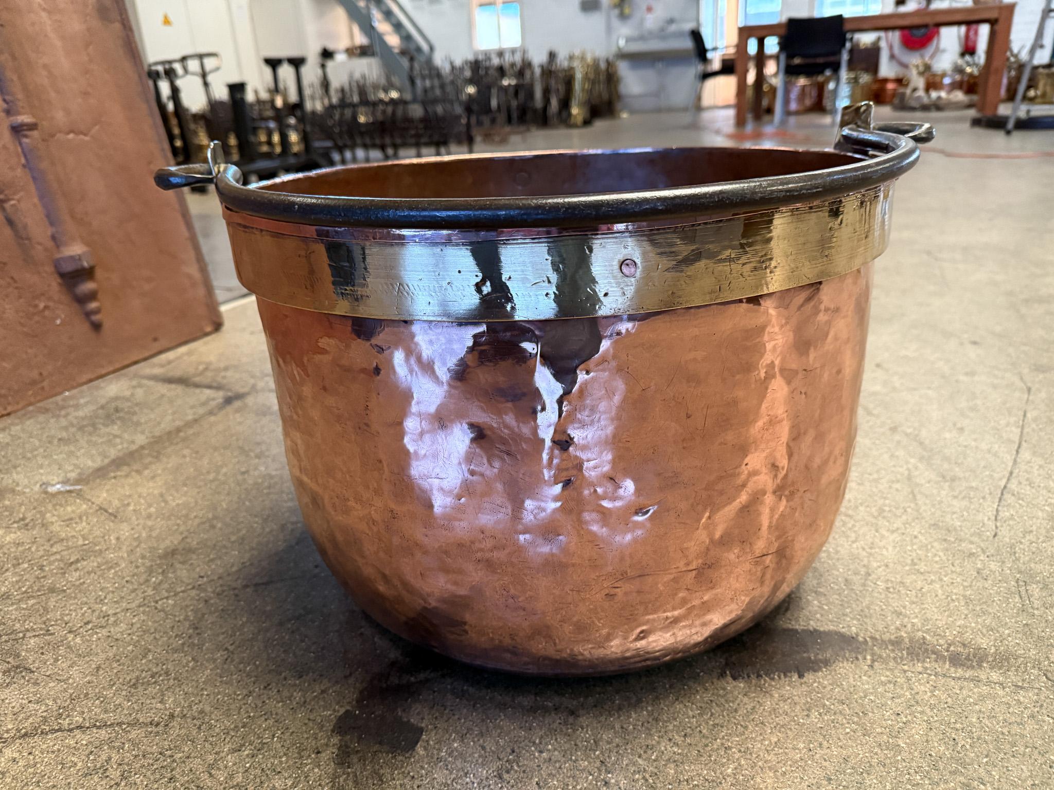 18th Century Antique Dutch Polished Copper Firewood Basket For Sale 3