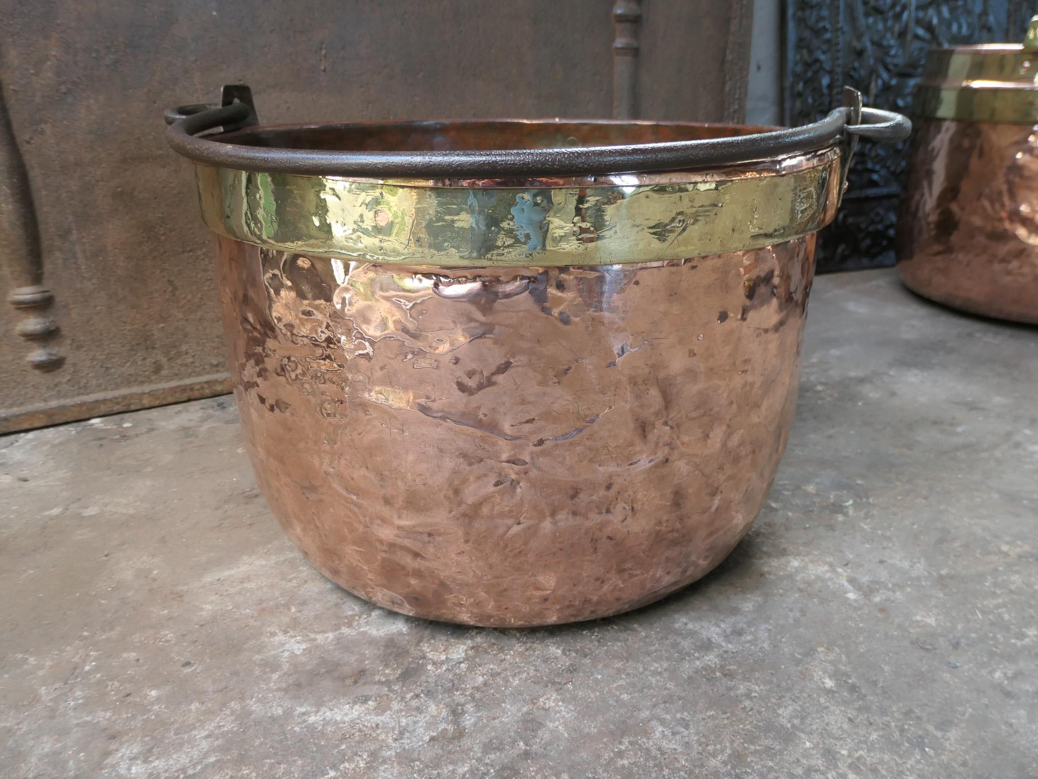 18th Century Antique Dutch Polished Copper Firewood Basket For Sale 4