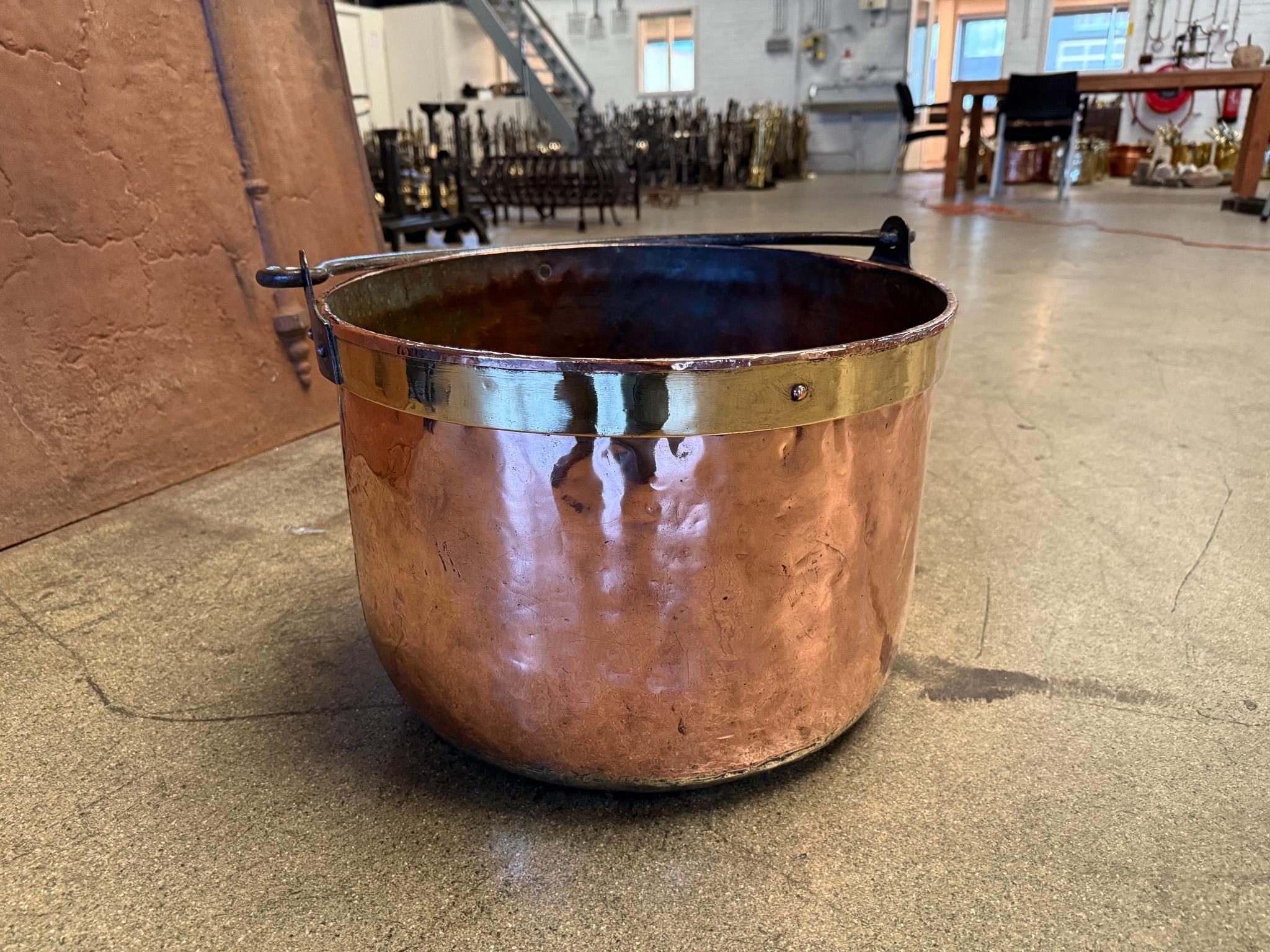 18th Century Antique Dutch Polished Copper Firewood Basket For Sale 8