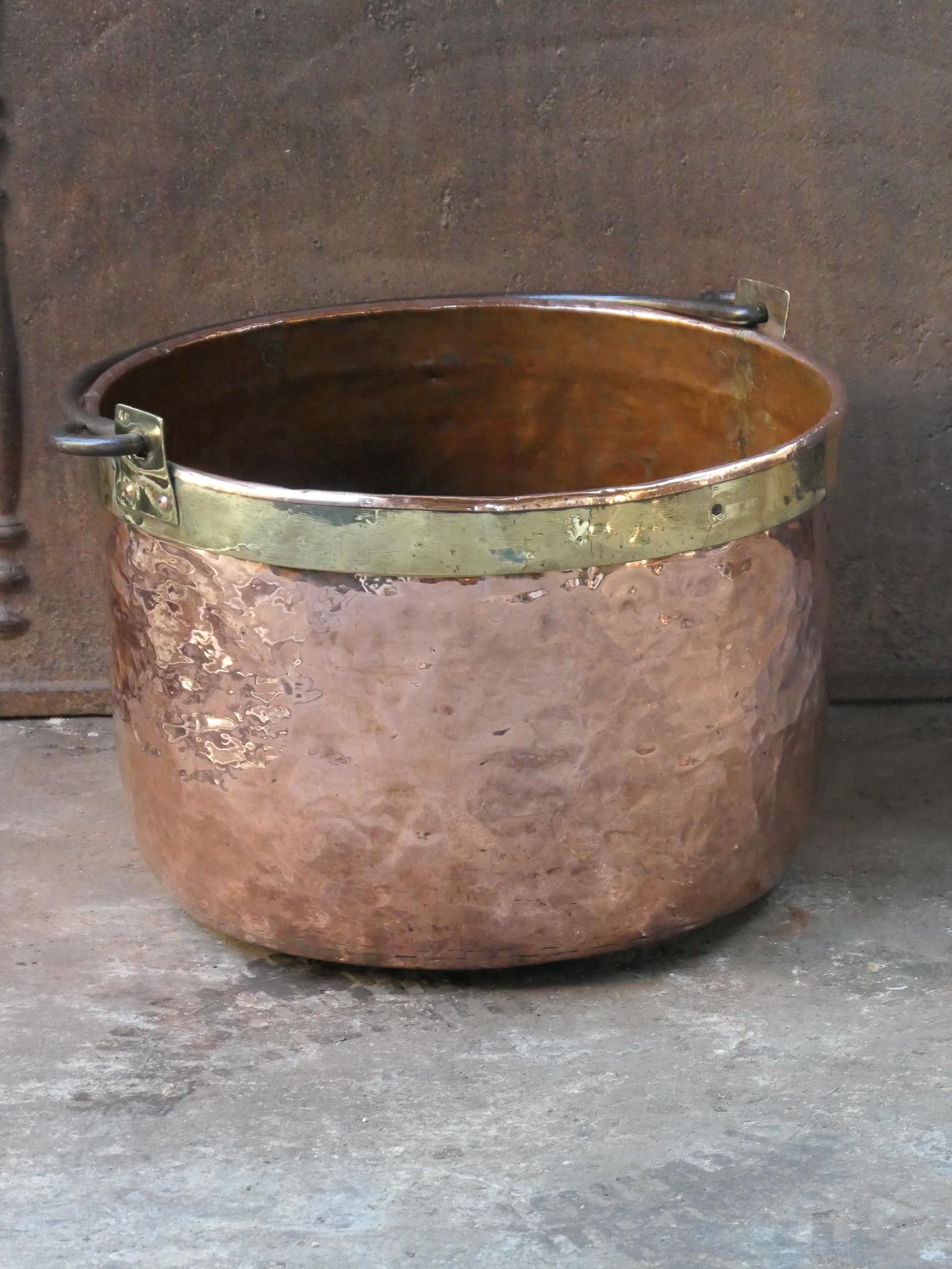 Louis XV 18th Century Antique Dutch Polished Copper Firewood Basket