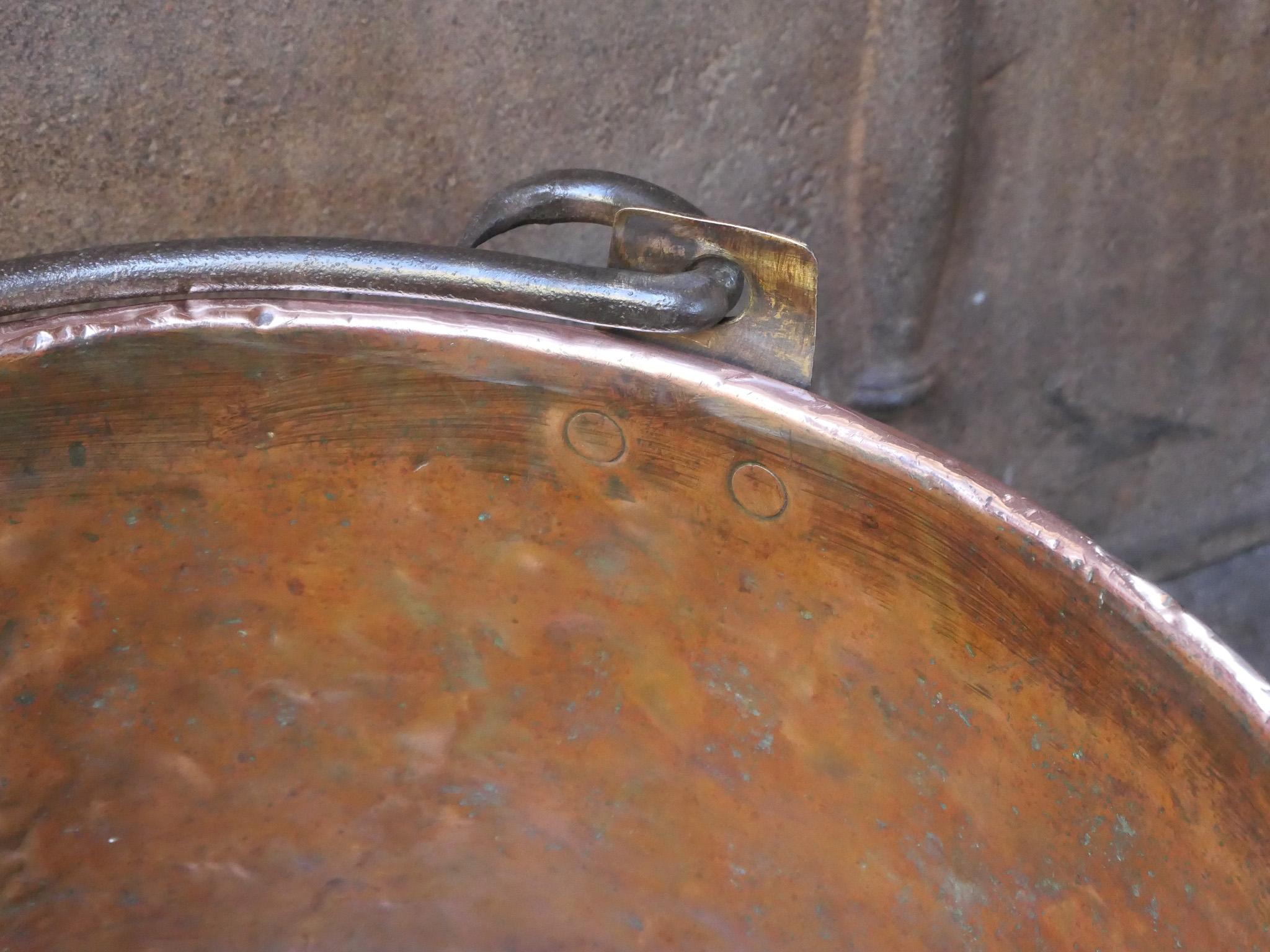 18th Century Antique Dutch Polished Copper Firewood Basket For Sale 1