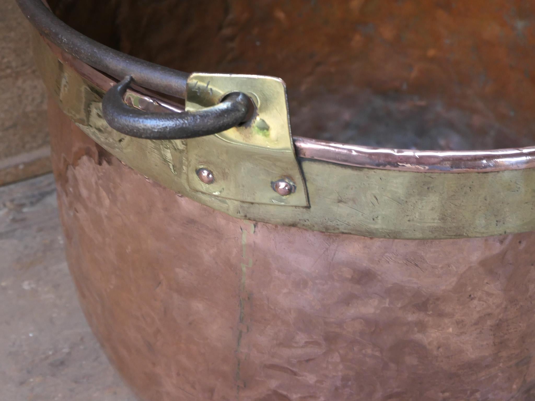 18th Century Antique Dutch Polished Copper Firewood Basket For Sale 2