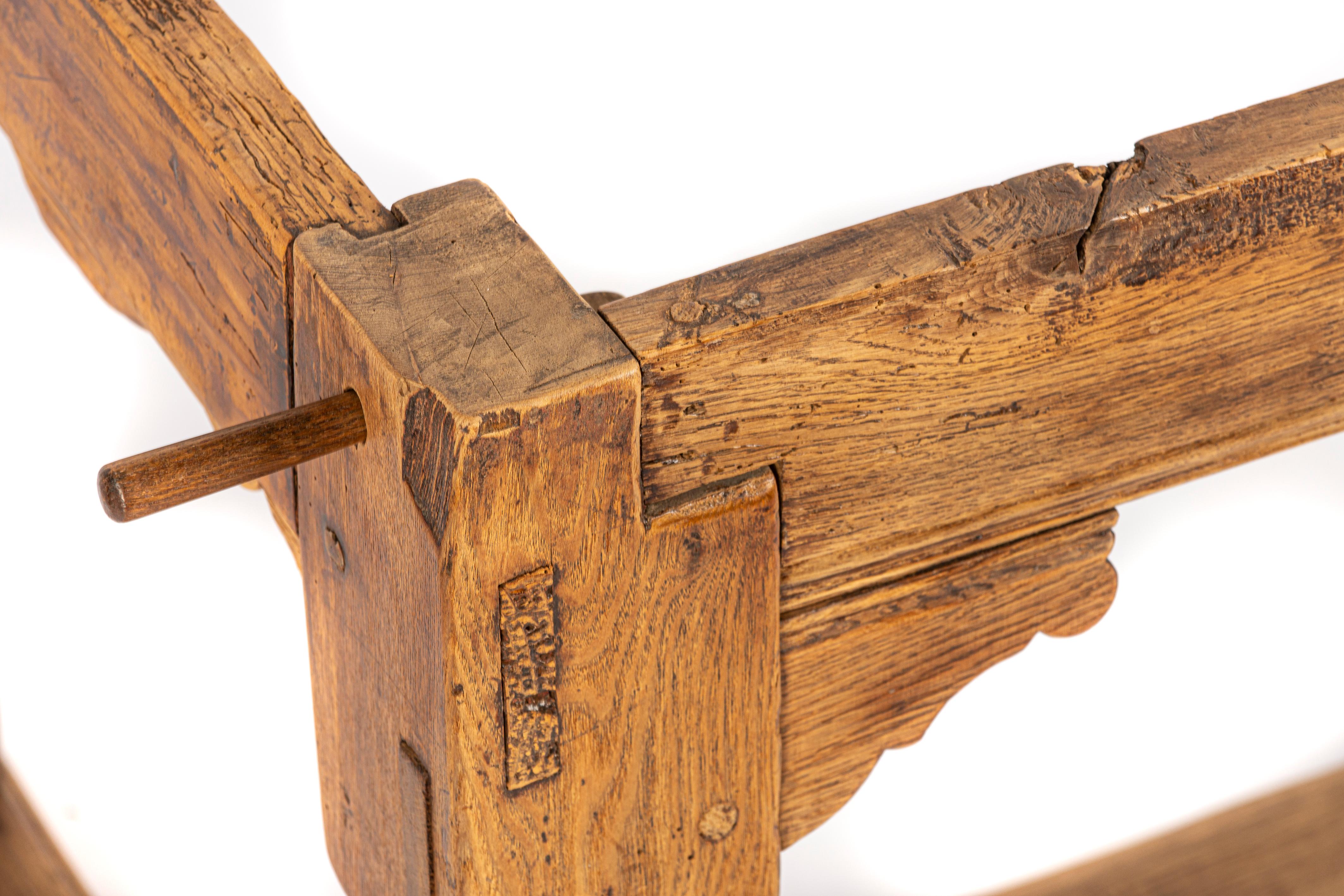 Table Bolpoot Tafel hollandaise antique de la Renaissance du 18ème siècle en chêne naturel rustique en vente 8