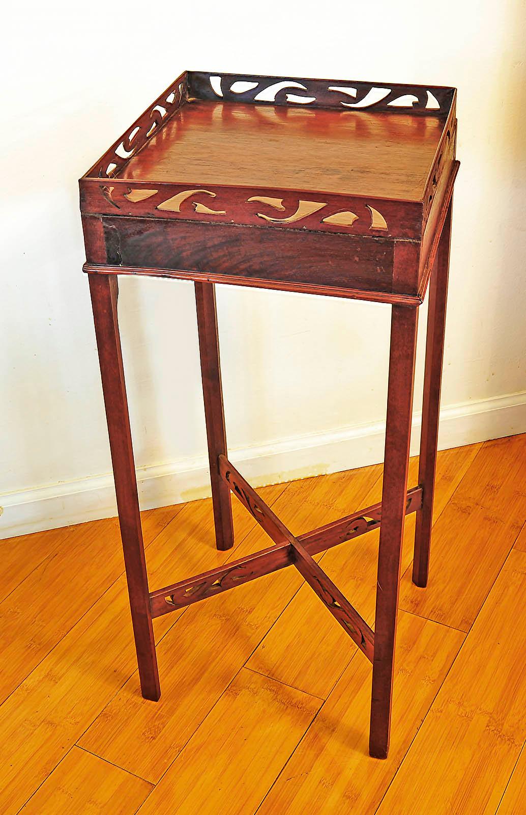 Late 18th Century 18th Century Antique English Chippendale Mahogany Urn Candle Stand Table For Sale