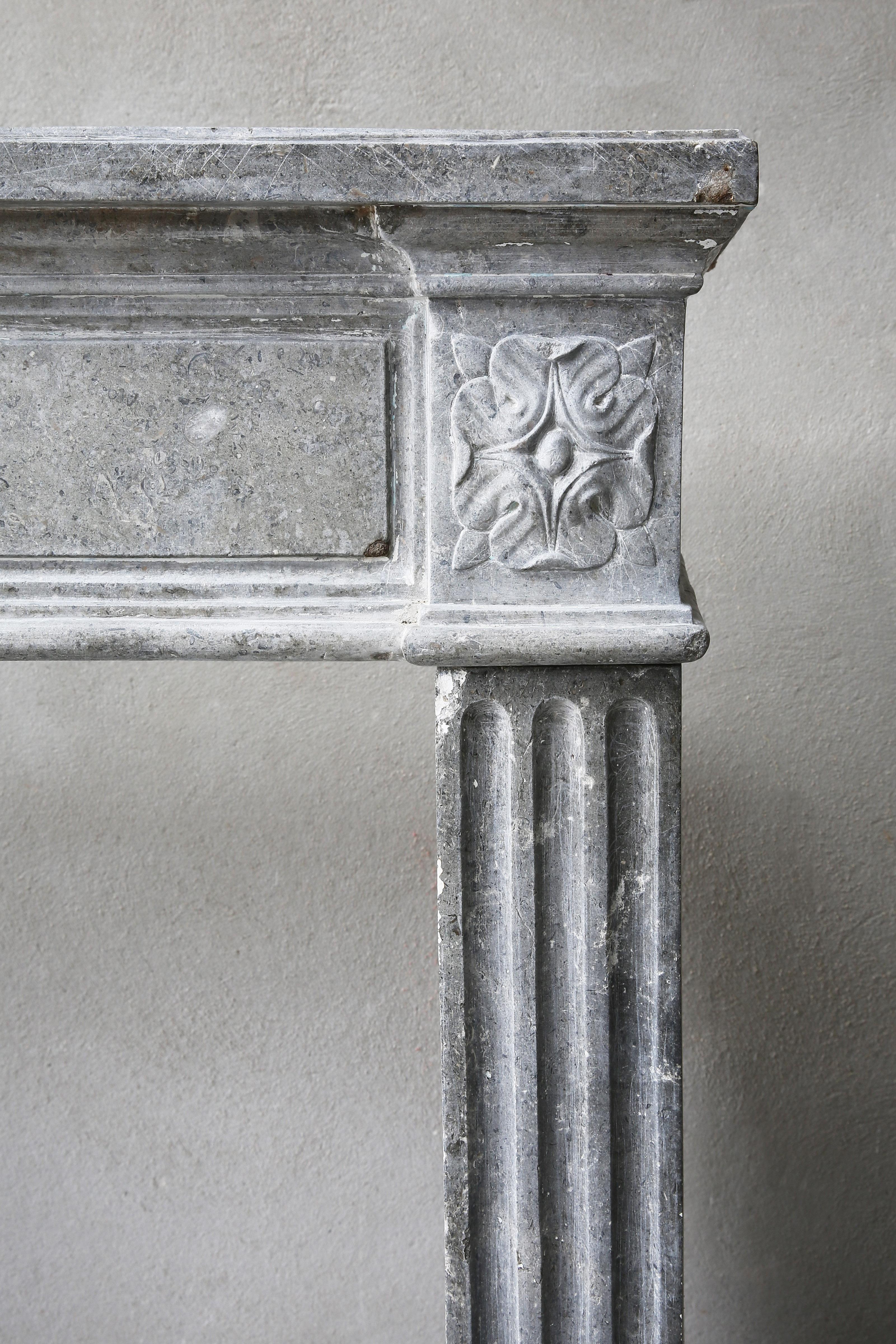 18th Century Antique Fireplace of Gray Marble Stone in Style of Louis XVI For Sale 1