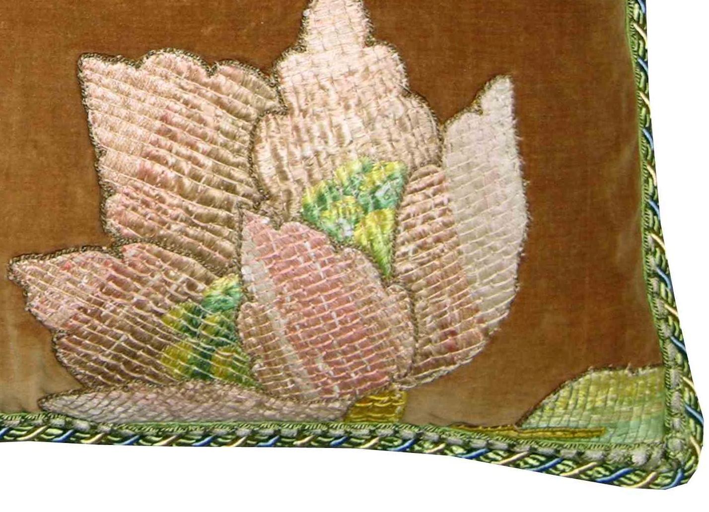 Empire Oreiller en tapisserie Florentine antique du 18e siècle en vente