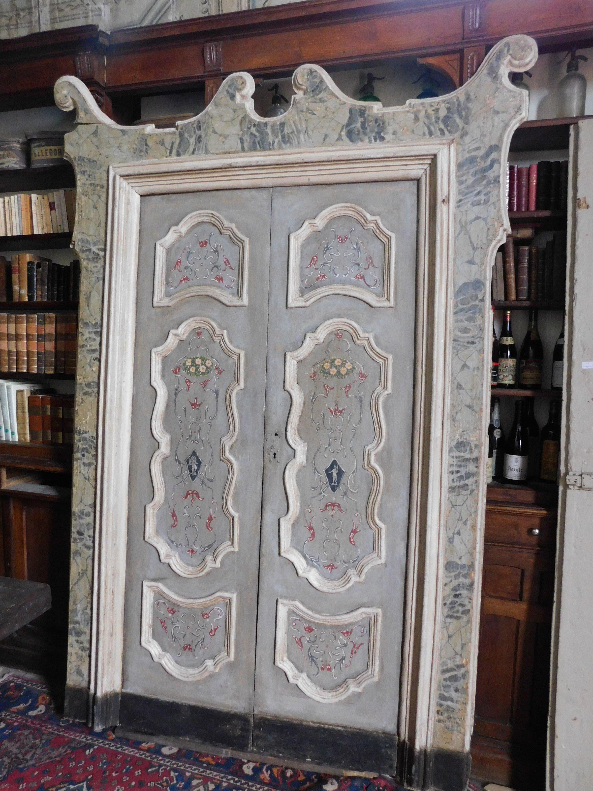 Antique four lacquered doors early 1700, from Naples, with frame lacquered fake marble, mis. max cm 165 x H 250, doors passage cm 106 x 210 H,
in perfect condition, salable only together, in perfect condition and already restored. Neutral and