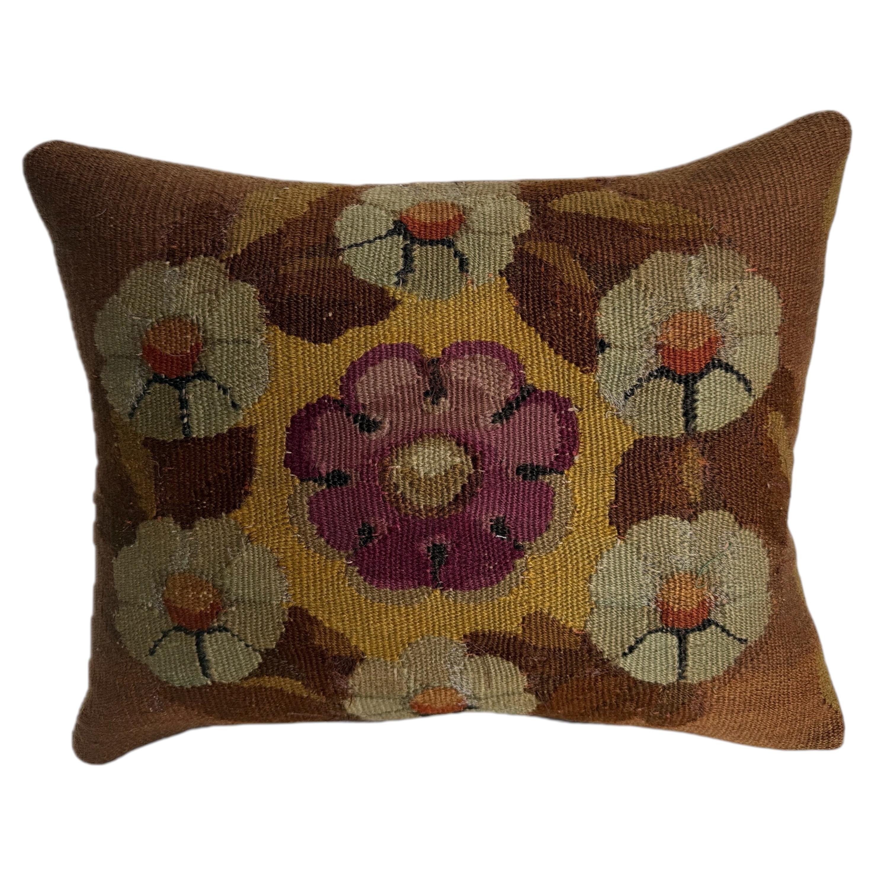 Antique French Aubusson Tapestry Pillow with Floral in vendita