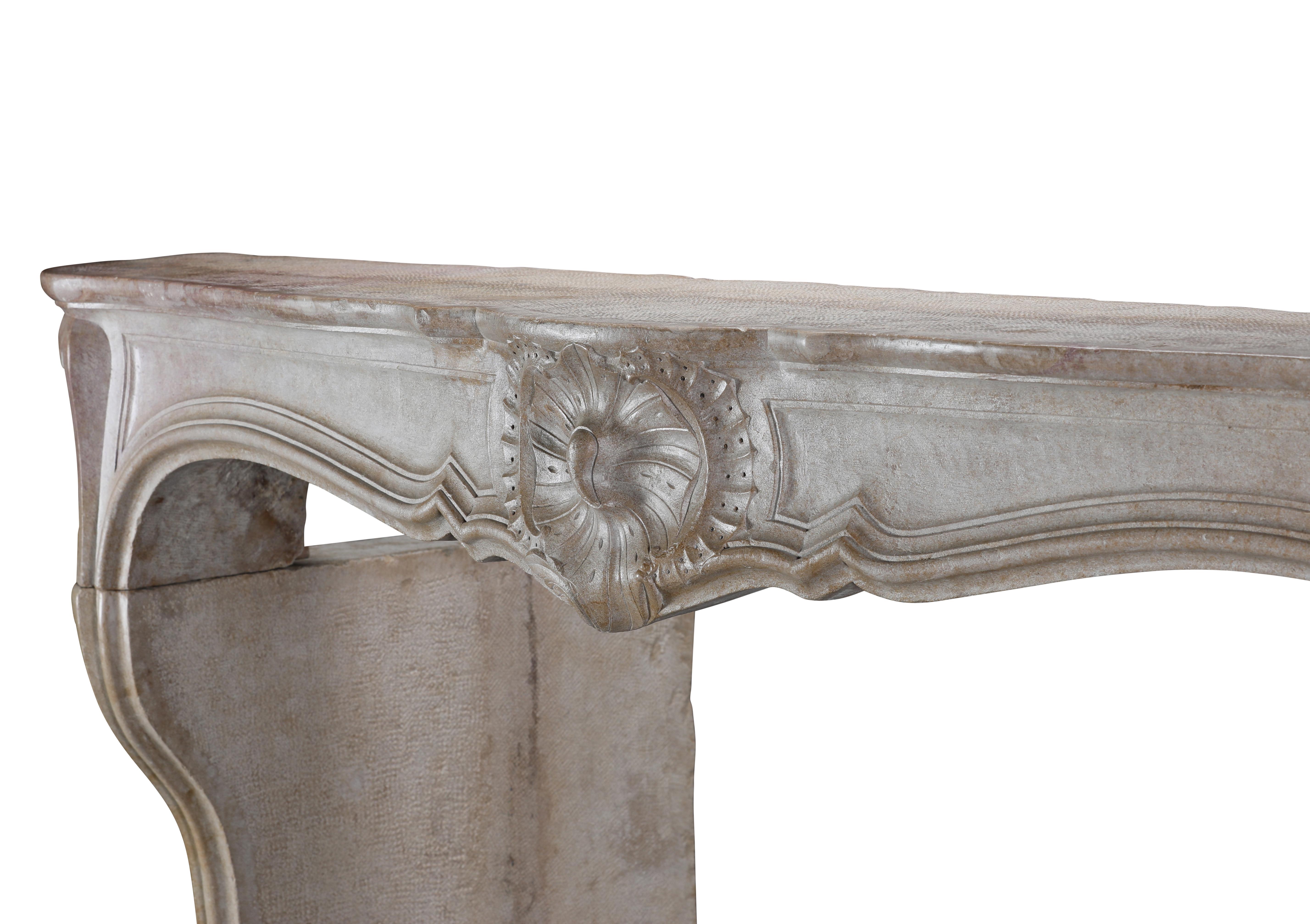 Siglo XVIII Antique French Decorative Regency Chimenea de Piedra Extra Ancha en venta 6