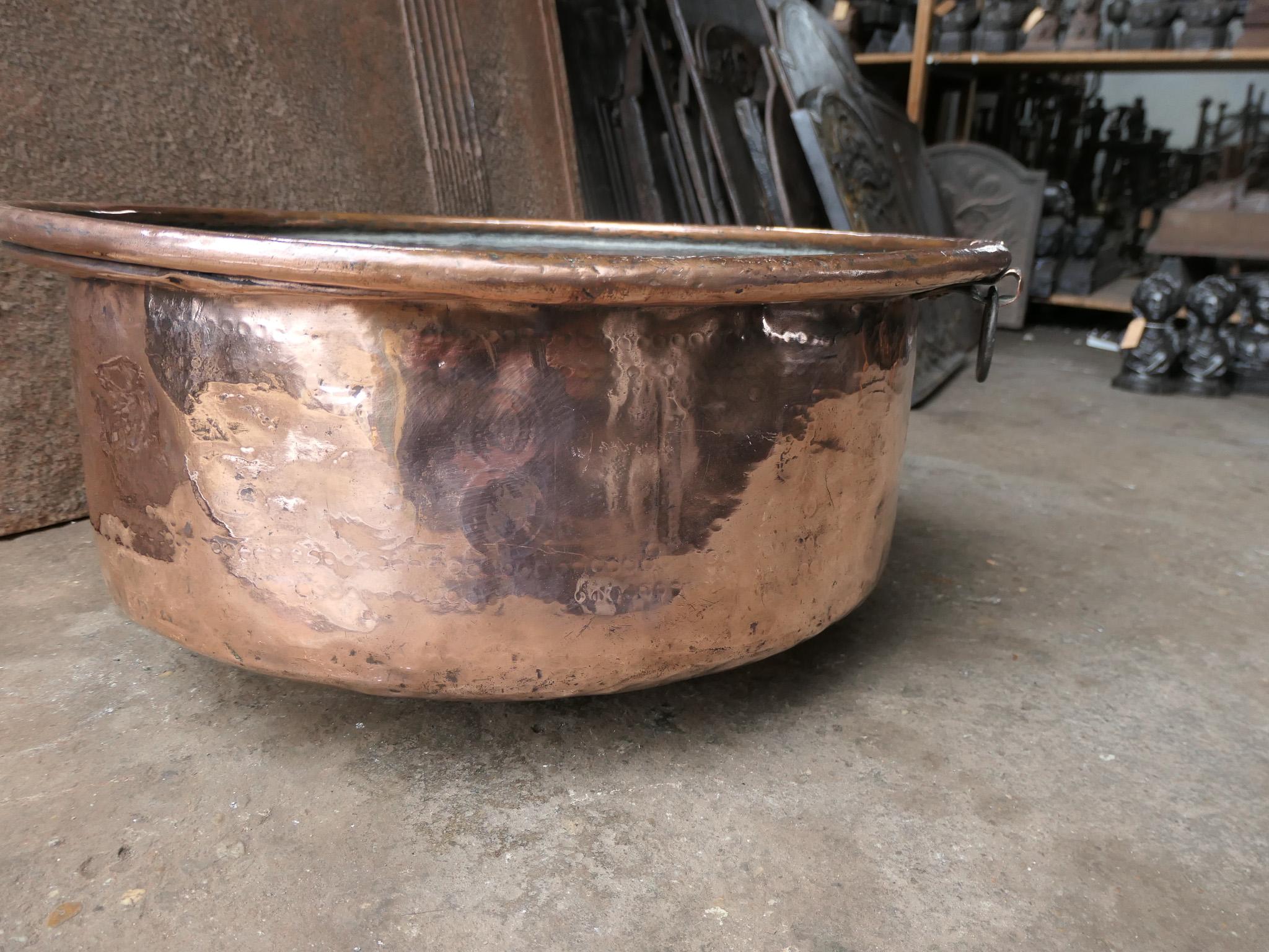18th Century Antique French Polished Copper Firewood Basket For Sale 12