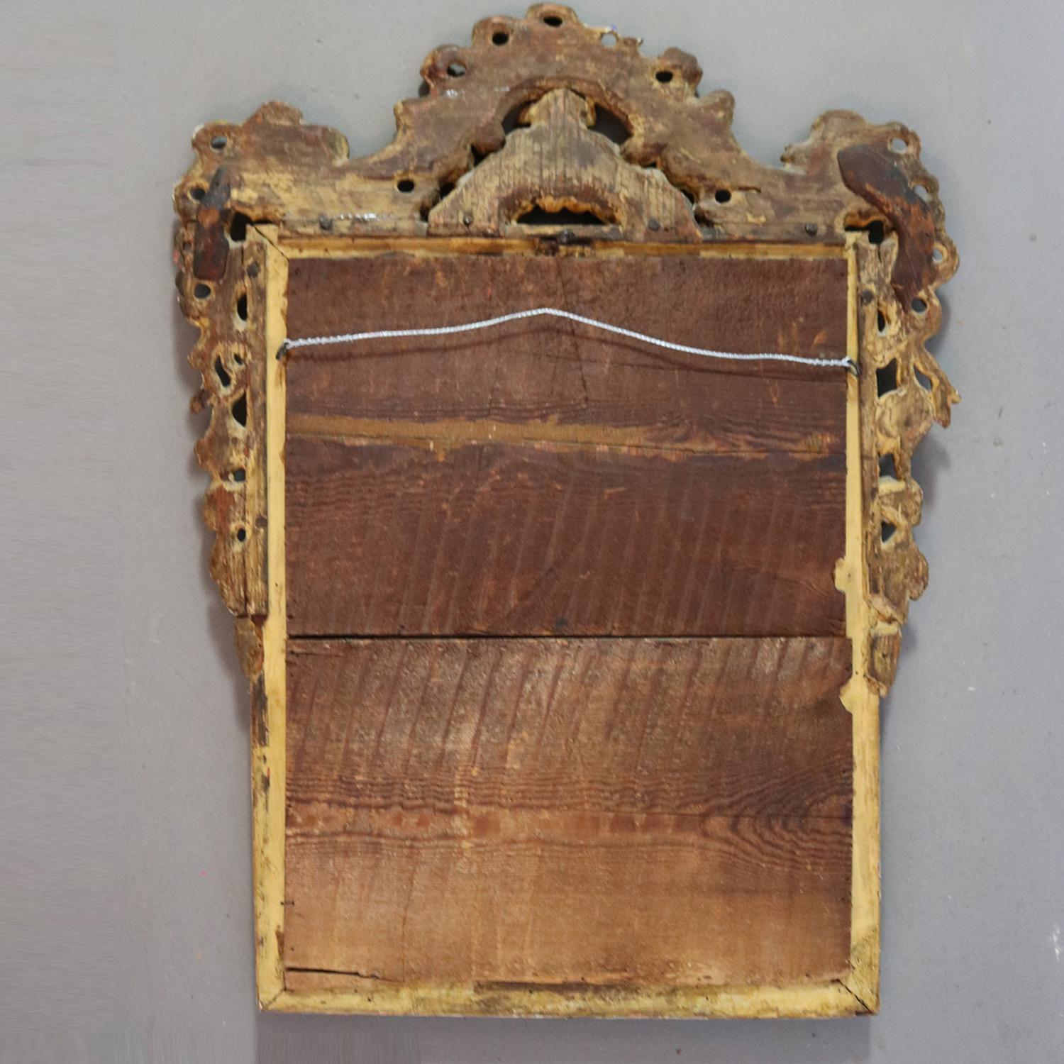 Antiker französischer Rokoko-Wandspiegel aus Blattwerk und vergoldetem Gadroon-Holz aus dem 18. Jahrhundert im Zustand „Gut“ im Angebot in Big Flats, NY
