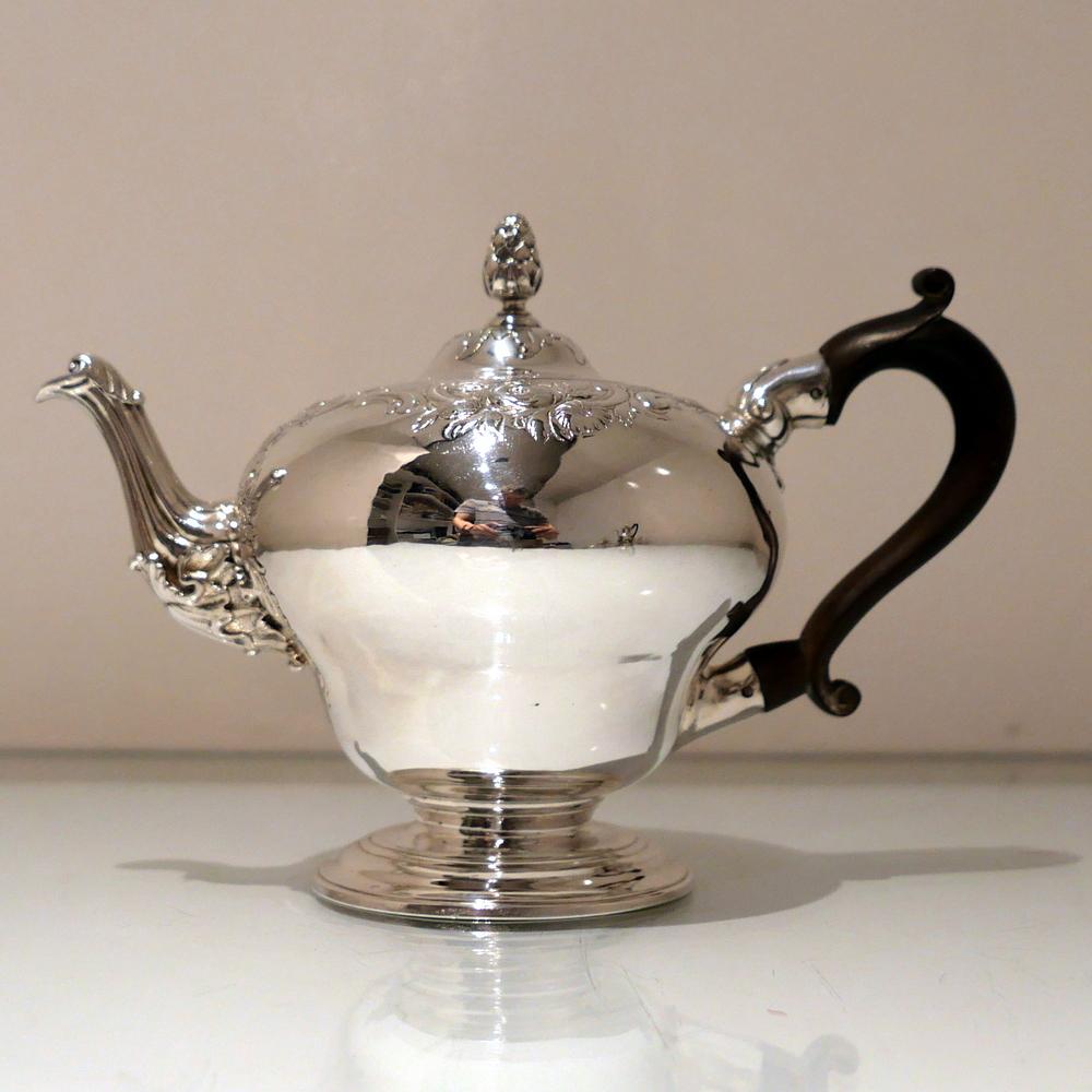 Mid-18th Century 18th Century Antique George II Sterling Silver Teapot London 1749 Thomas Whipham For Sale