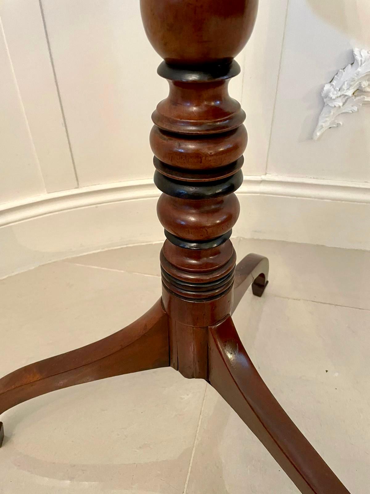 Antique 18th Century George III Quality Mahogany Lamp Table For Sale 1