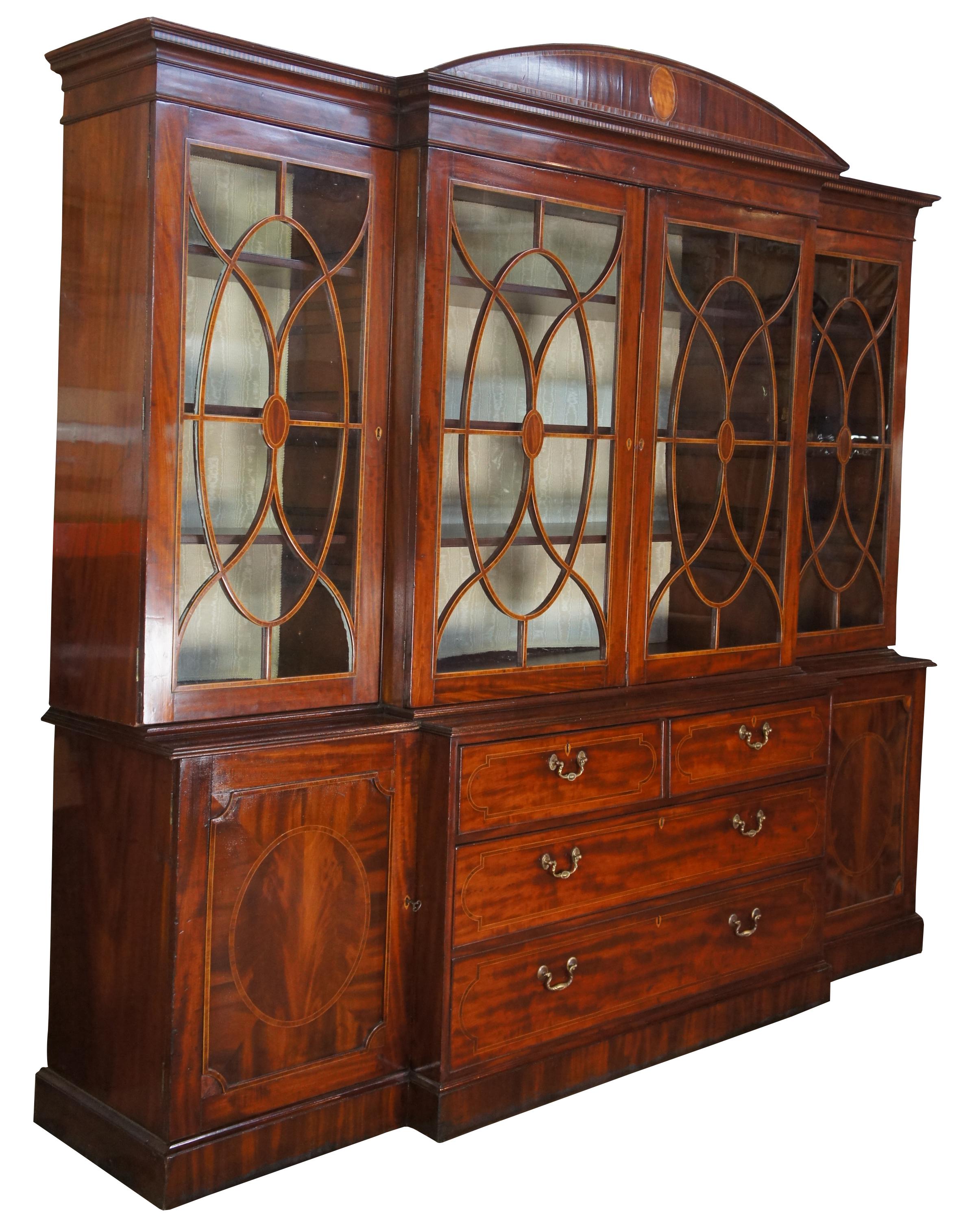 18th Century Antique George III Mahogany Burl Breakfront China Cabinet Bookcase In Good Condition In Dayton, OH