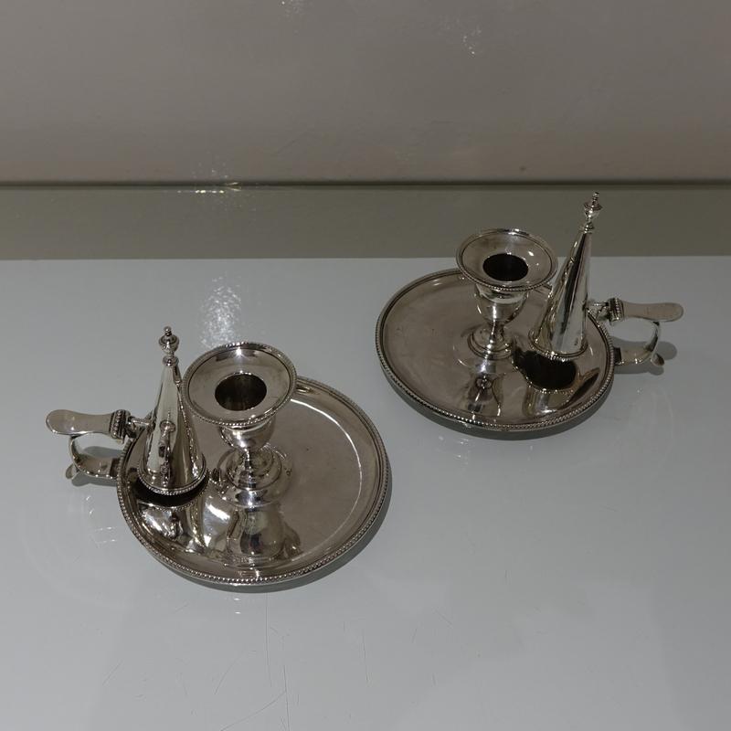 A collectable pair of 18th century circular bead border silver chamberstick’s made by the highly renowned silversmith Hester Bateman. The detachable nozzles and conical snuffers have additional bead decoration.

 

Weight: 16.8 troy ounces/525