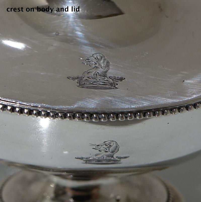 18th Century Antique George III Sterling Silver Pair Sauce Tureens London, 1786 For Sale 1