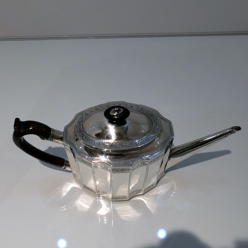 English 18th Century Antique George III Sterling Silver Teapot London 1789 John Robins For Sale