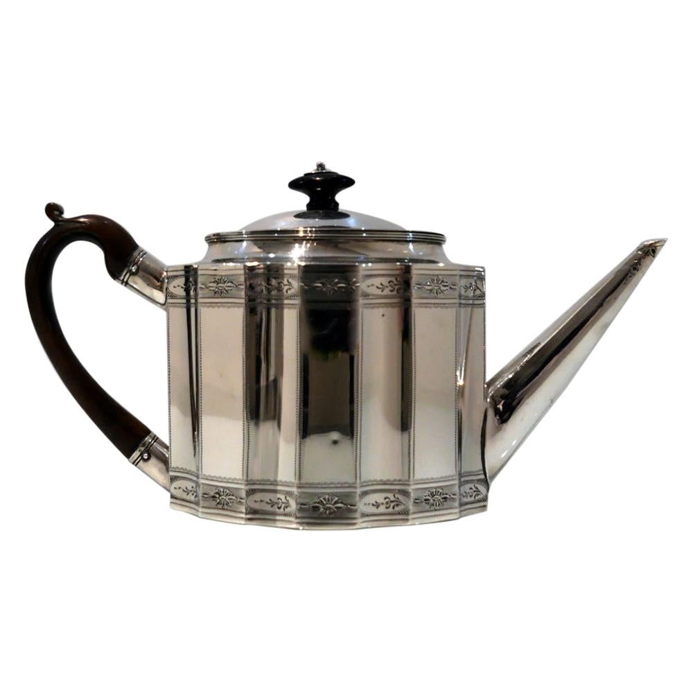 18th Century Antique George III Sterling Silver Teapot London 1789 John Robins For Sale