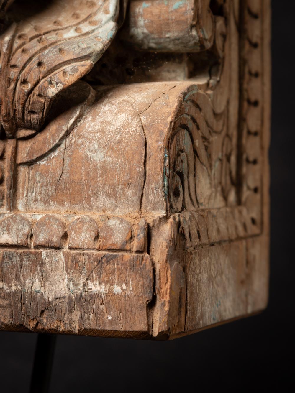 Antikes indisches Tempelfragment aus Holz aus Indien aus dem 18. Jahrhundert – OriginalBuddhas im Angebot 10