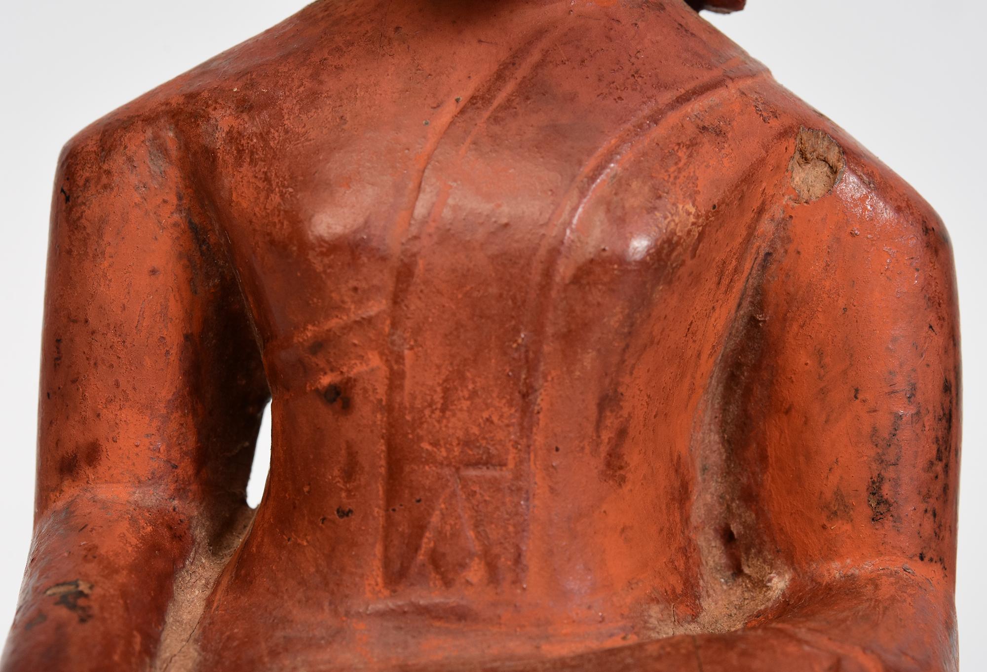 18. Jahrhundert, Antiker sitzender Buddha aus Khmer-Holz (Kambodschanisch) im Angebot