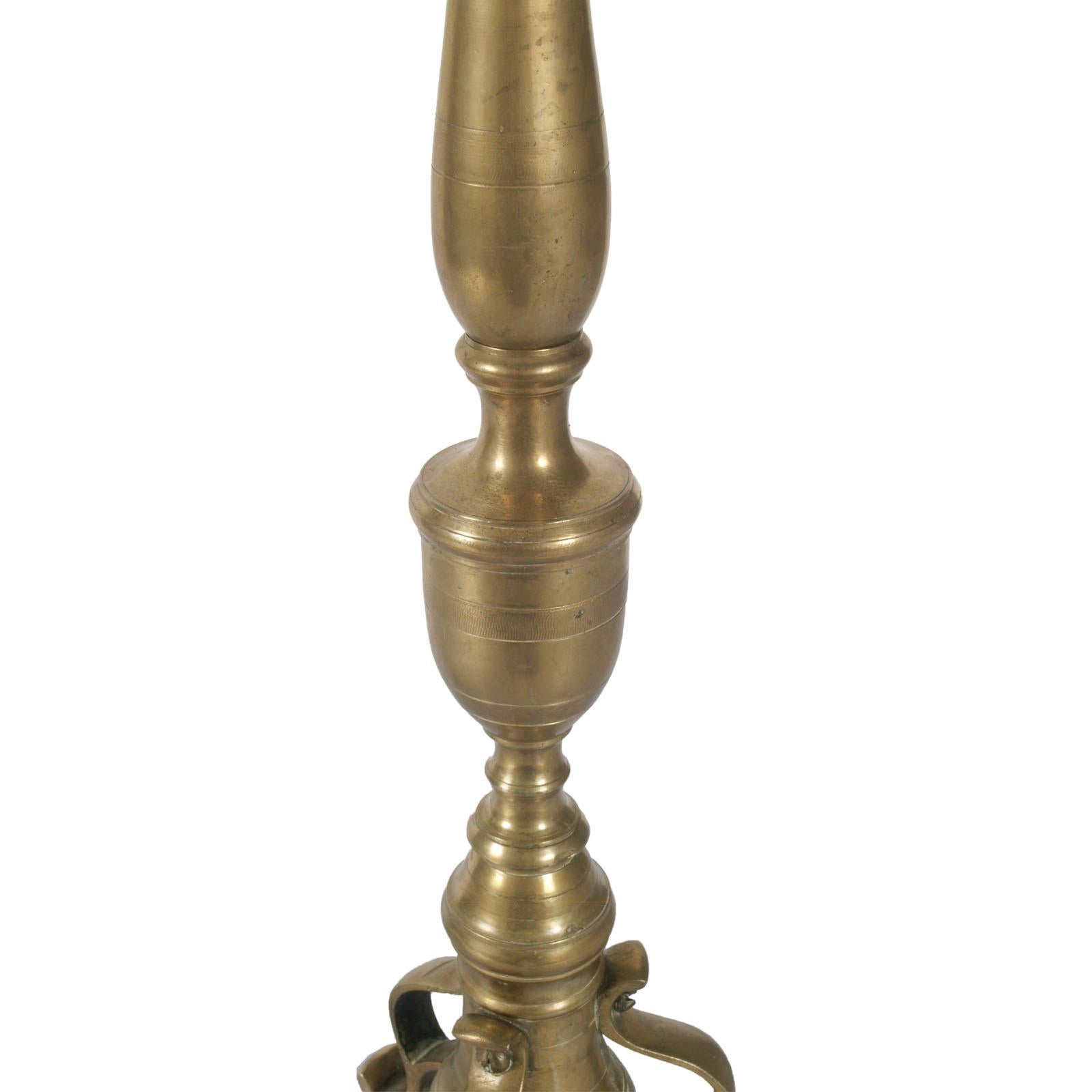 Italian 18th Century Antique Lampholder Candelabrum in Gilt Brass with Tripod Stand For Sale