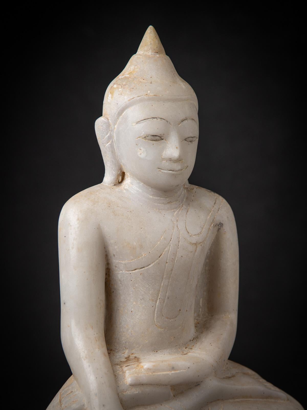 18th century Antique marble Burmese Buddha statue from Burma For Sale 6