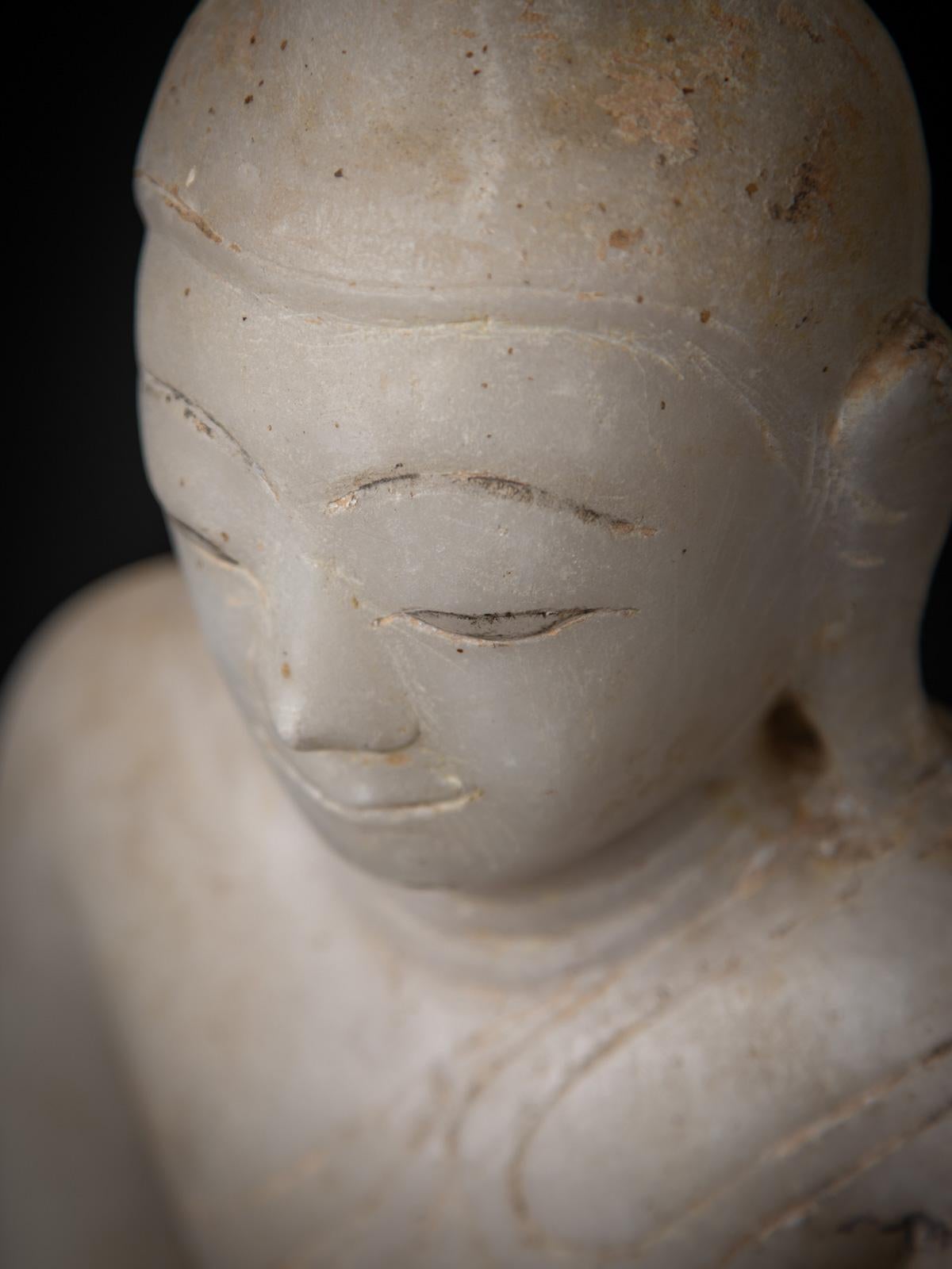 18th century Antique marble Burmese Buddha statue from Burma For Sale 14
