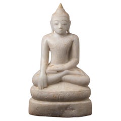 Statua di Buddha birmano in marmo antico del 18° secolo
