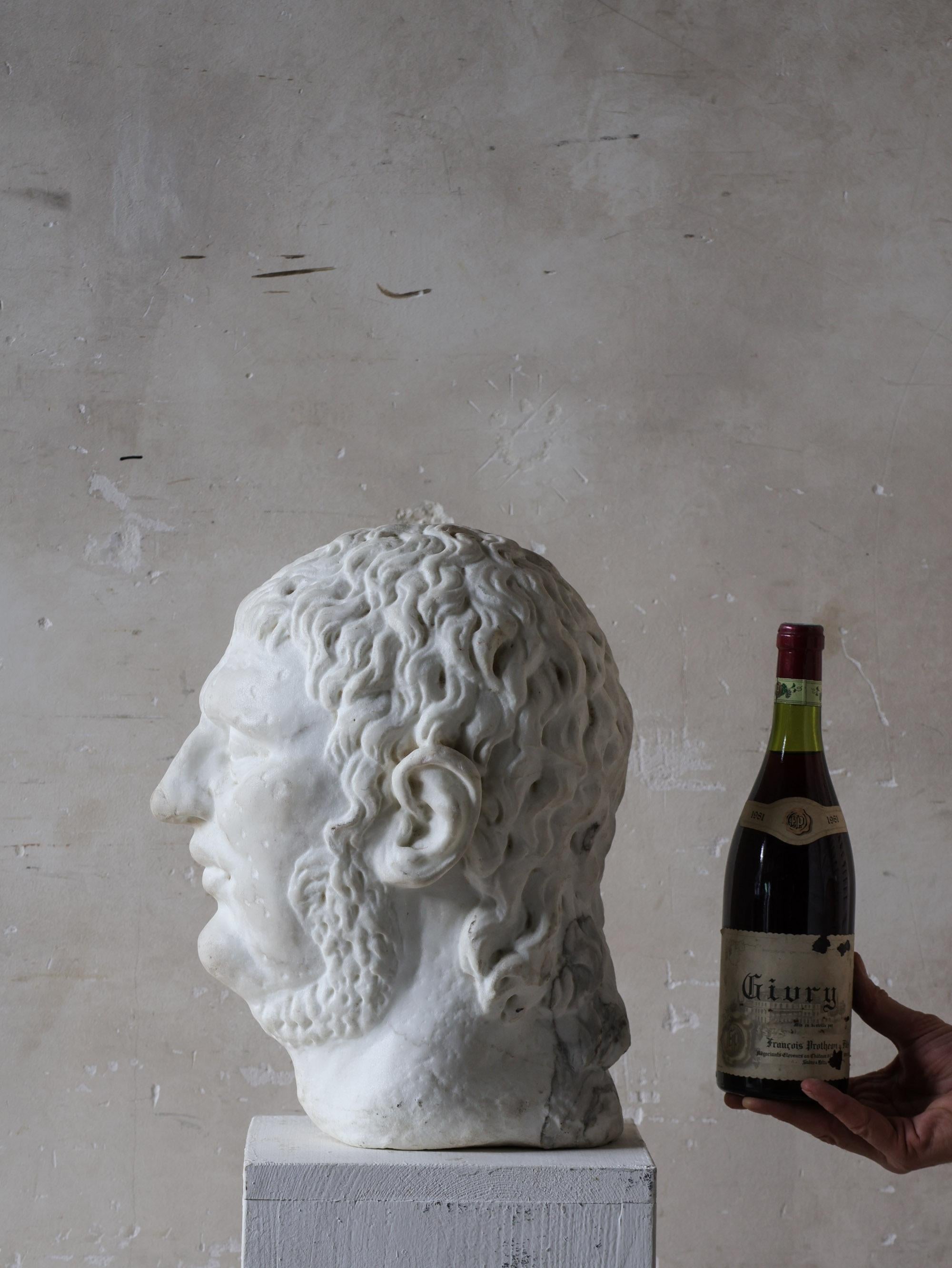 Busto in marmo antico del XVIII secolo dell'imperatore Nero In condizioni buone in vendita a Baambrugge, NL