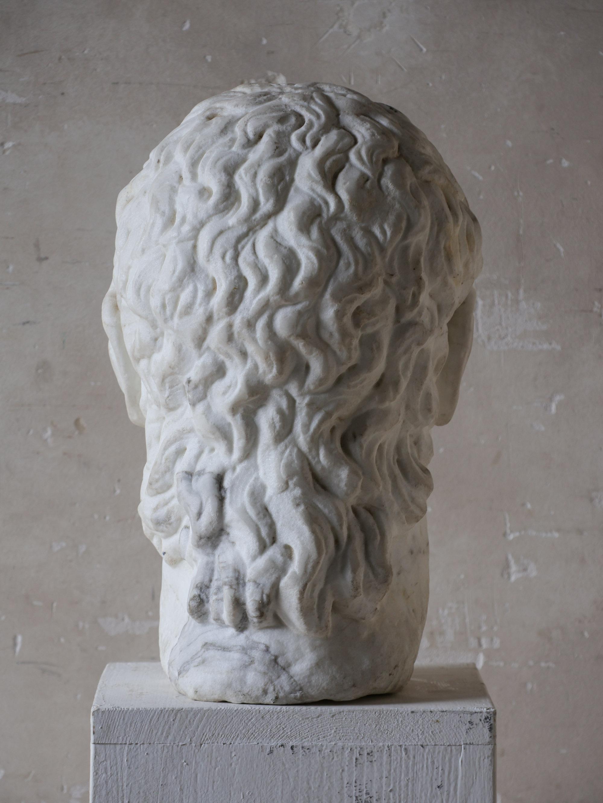 Busto in marmo antico del XVIII secolo dell'imperatore Nero in vendita 1