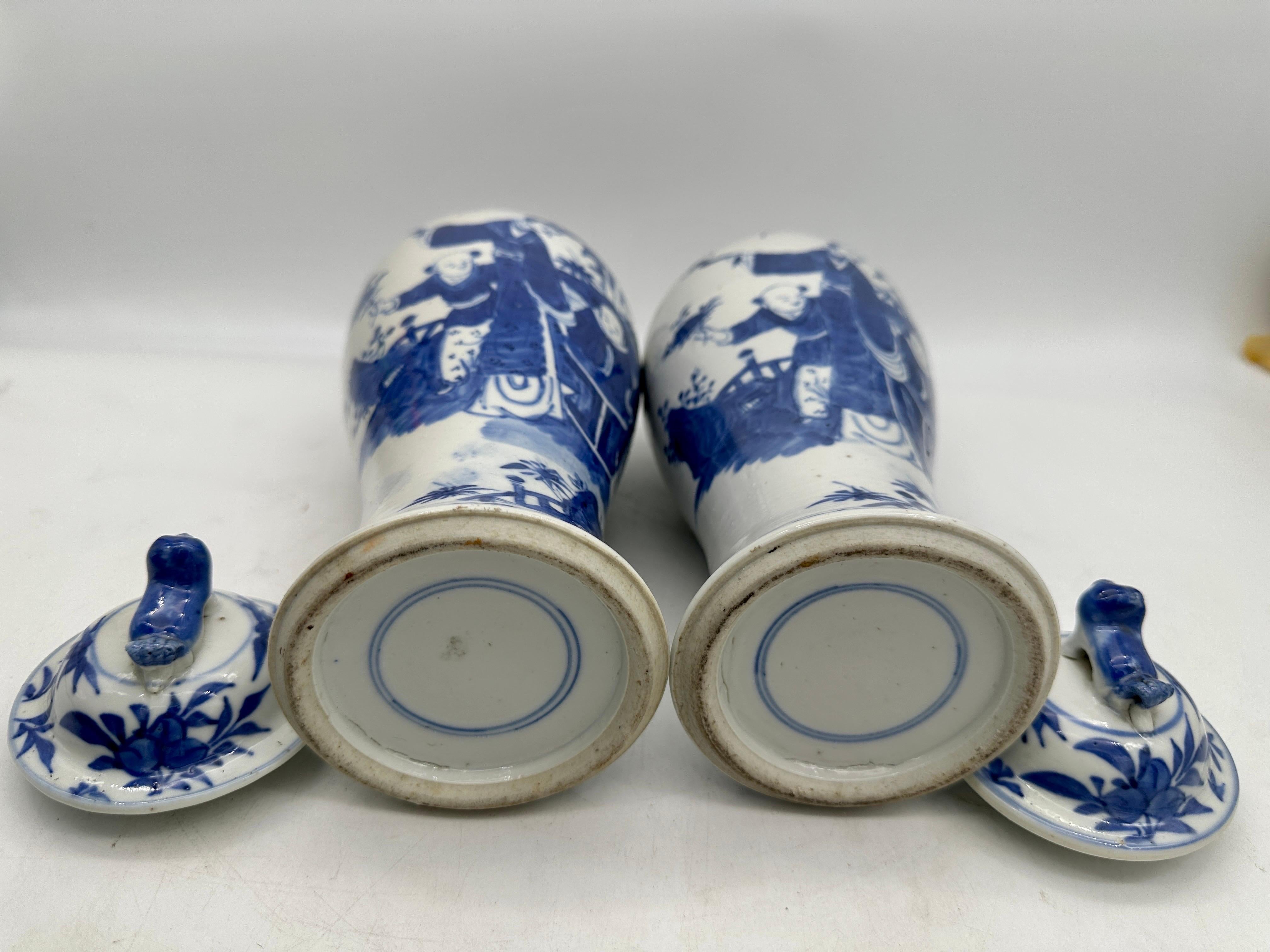 18th Century Antique Pair of Chinese Blue and White Porcelain Jars and Covers For Sale 5