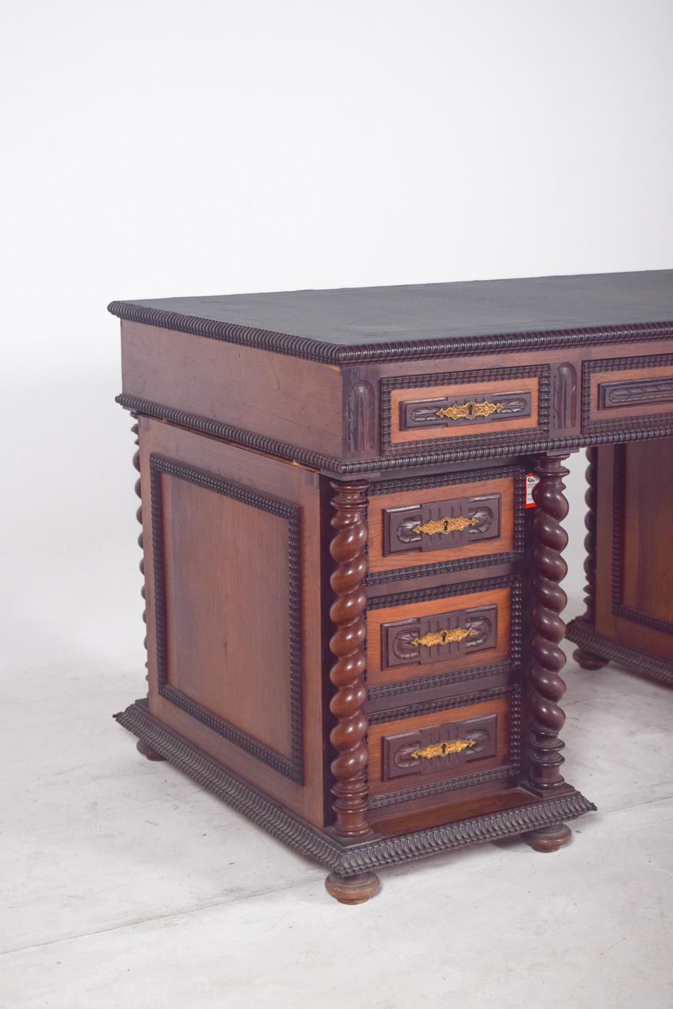 Other 18th Century Antique Portuguese Twisted and Shaken Desk For Sale