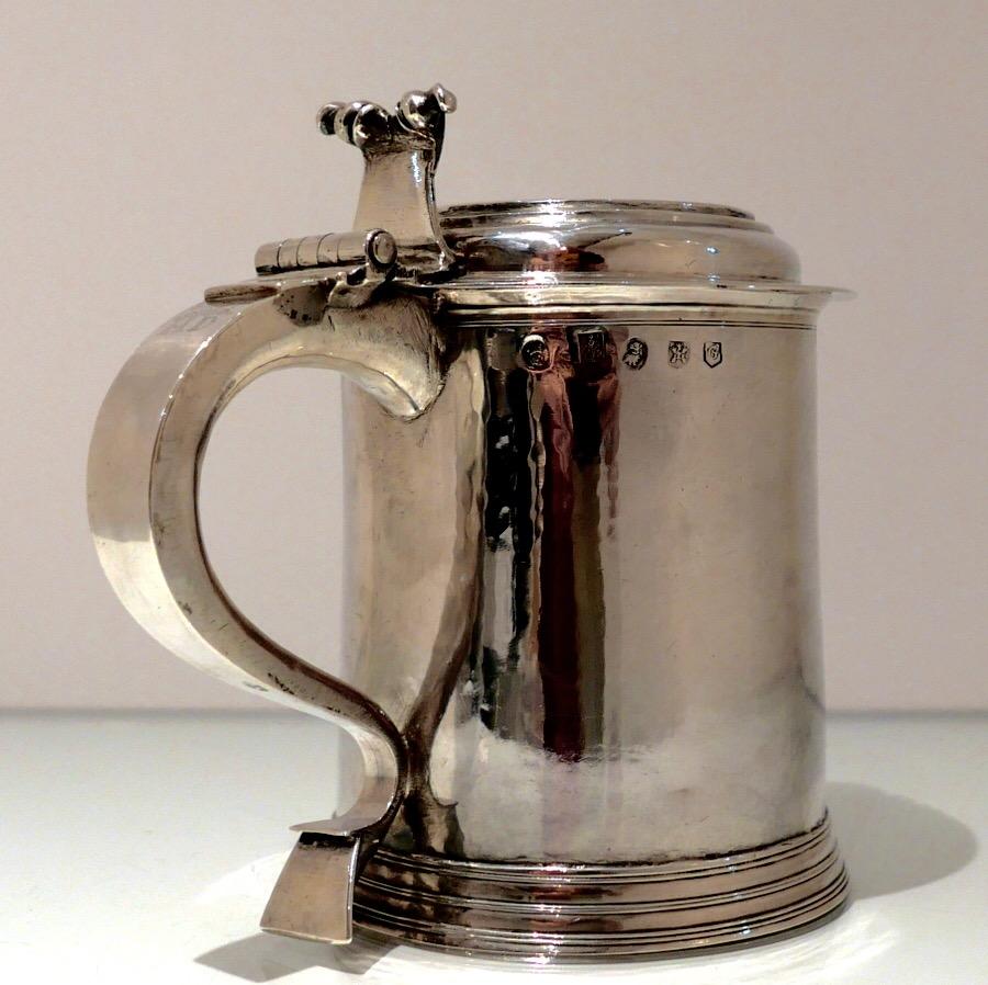 Early 18th Century 18th Century Antique Queen Anne Britannia Silver Lidded Tankard Exeter, 1707 For Sale