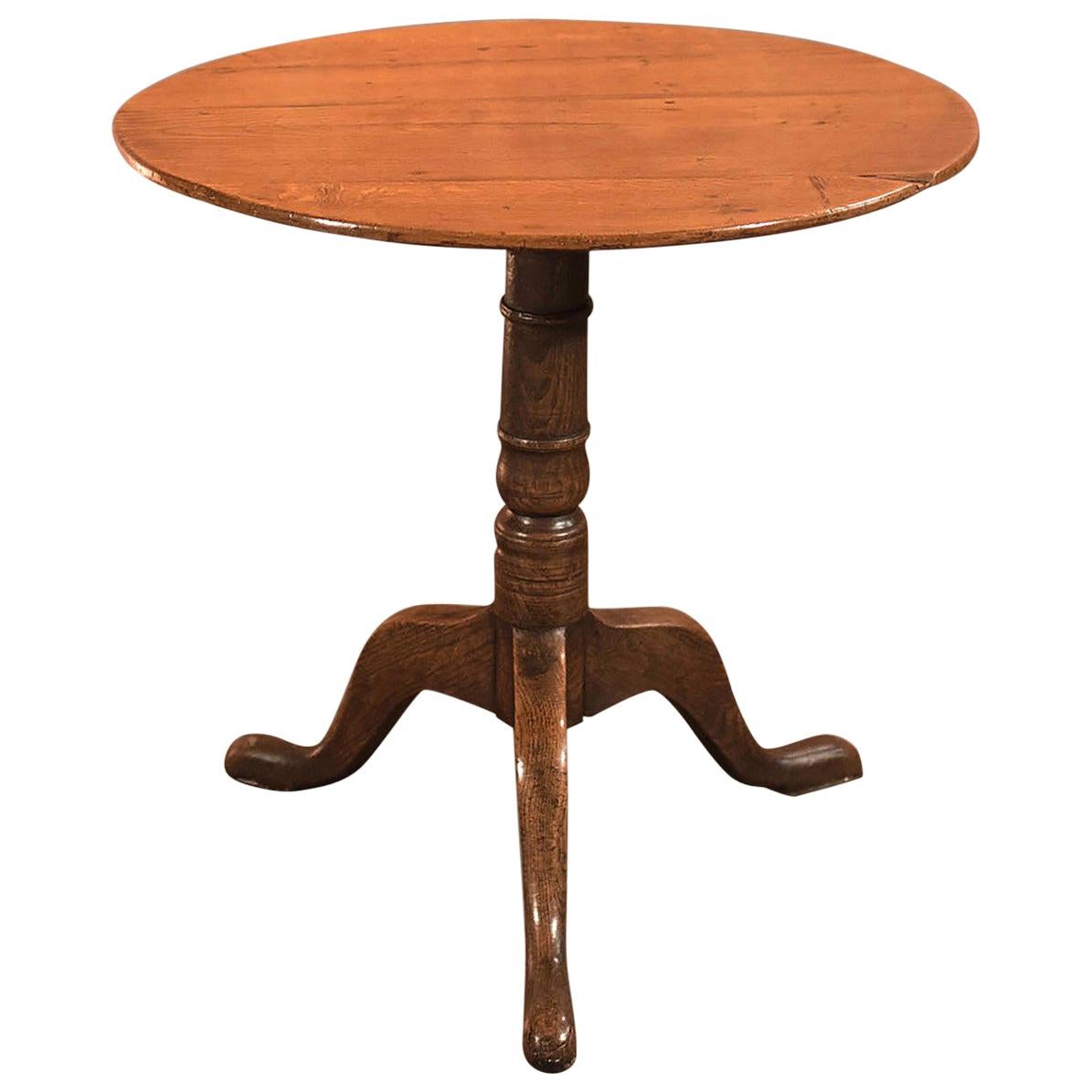 Antique Oak Side Table, circa 18th Century For Sale at 1stDibs