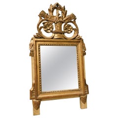 18th Century Antique Small Mirror in Gilded Wood, Sculptures Birds and Arrows