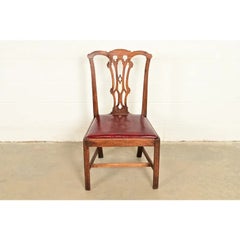 Silla auxiliar antigua de caoba tallada del siglo XVIII, del estilo de Thomas Chippendale