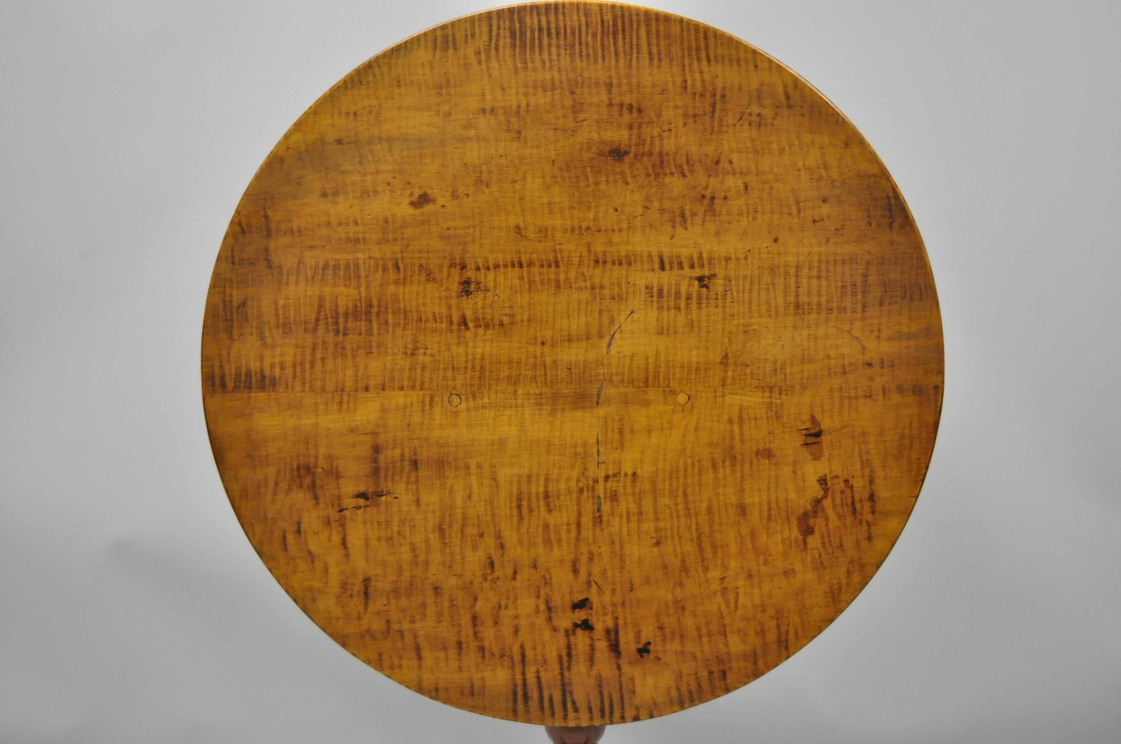 American 18th Century Antique Tiger Stripe Maple Tilt-Top Queen Anne Tea Table