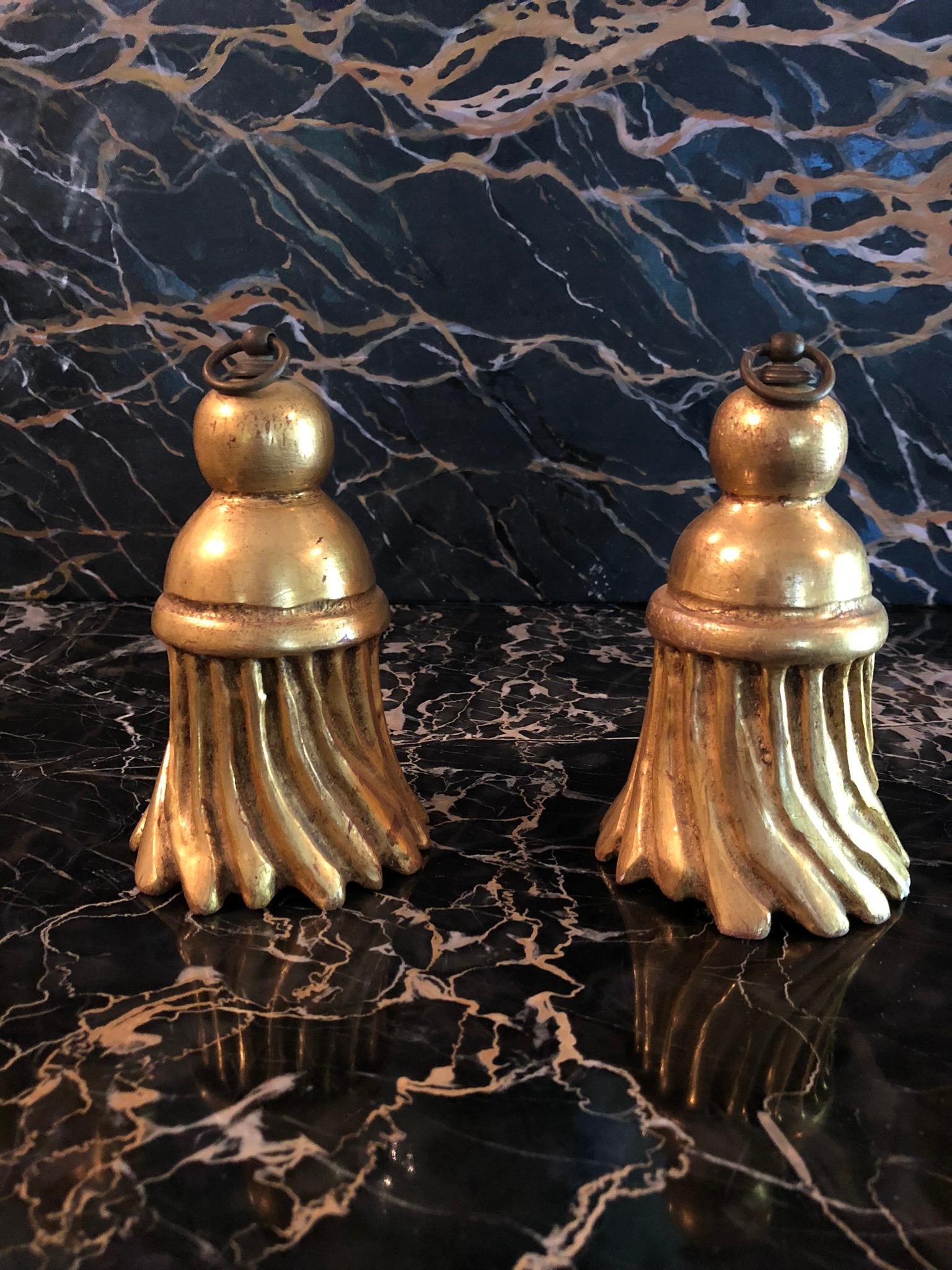 18th Century Antique Venetian Giltwood Tassels a Pair, Italy For Sale 2