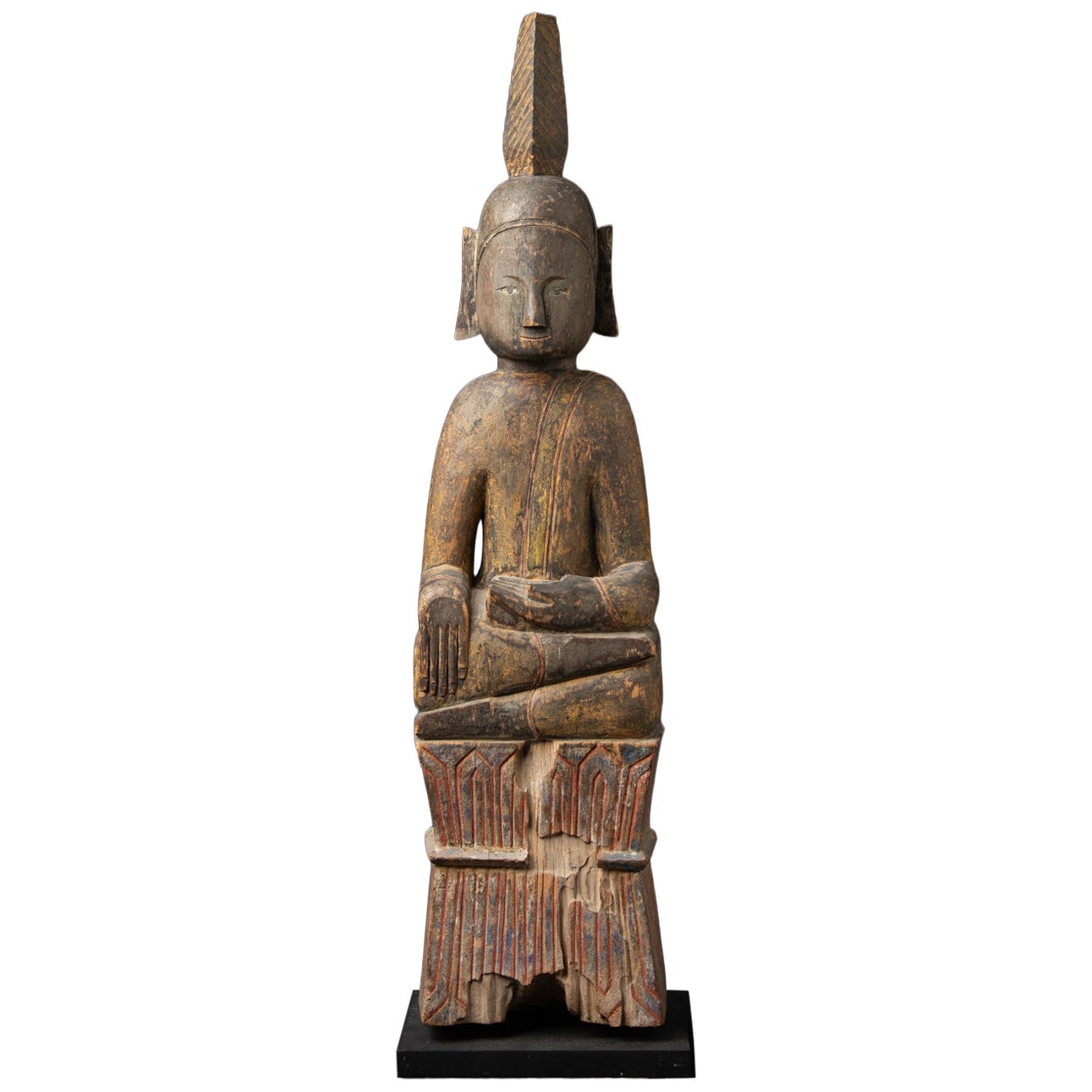 18th century Antique wooden Buddha of the Tai Lue tribe from Laos