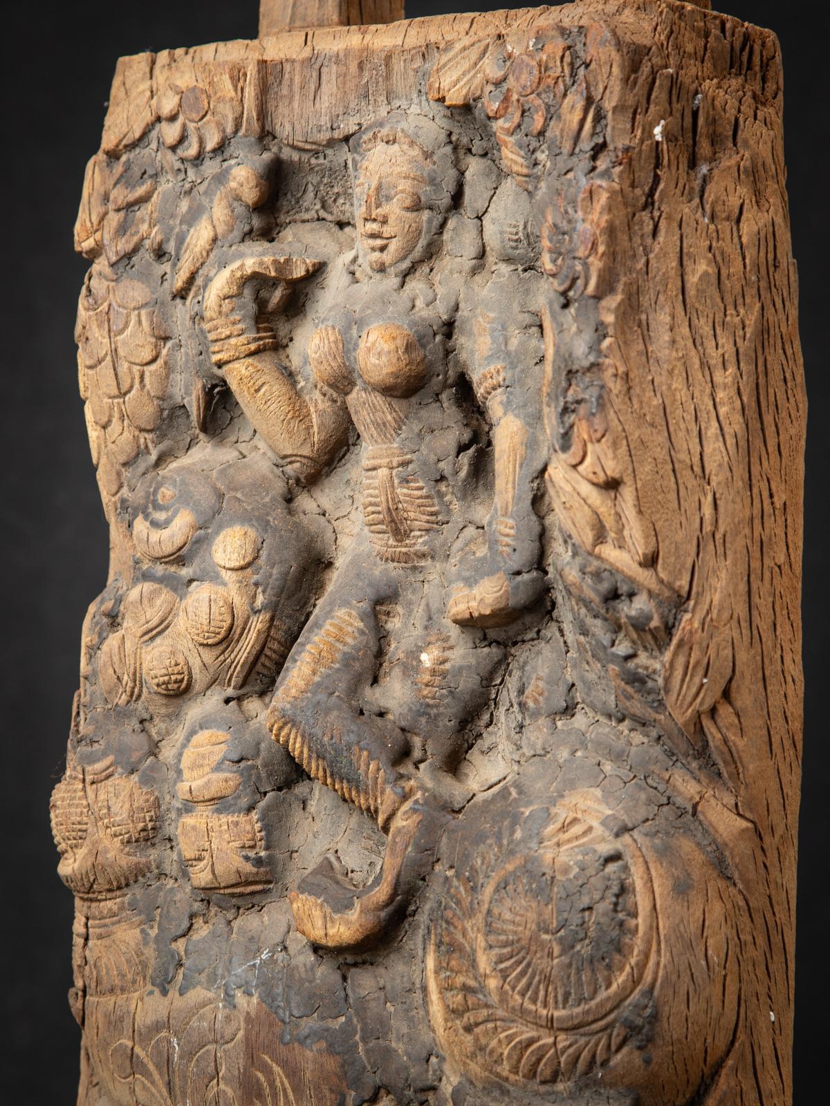 18th century Antique wooden Indian temple panel from India For Sale 7