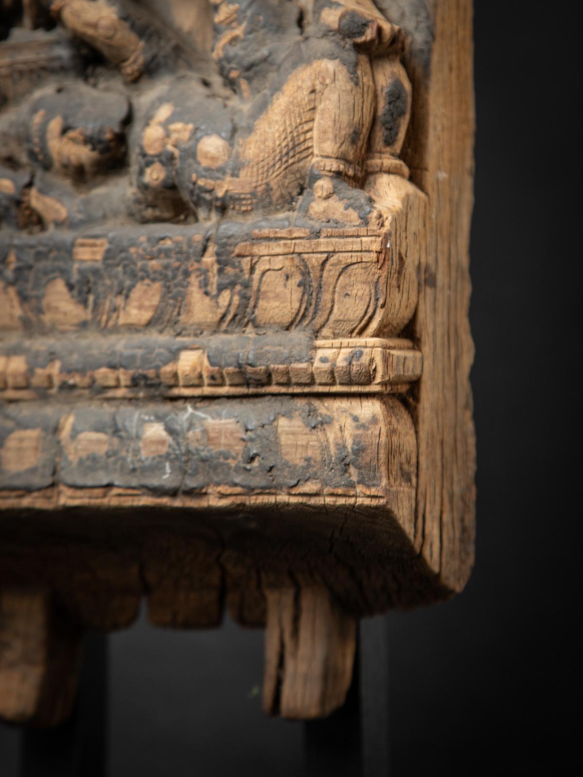 18th century Antique wooden Indian temple panel from India For Sale 7