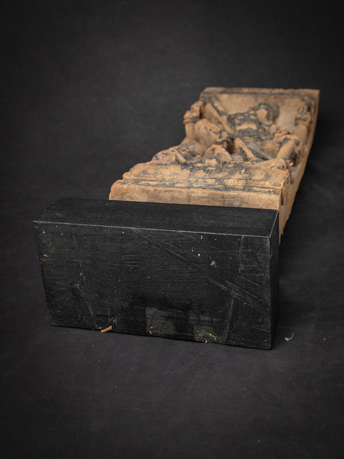 18th century Antique wooden Indian temple panel from India For Sale 12