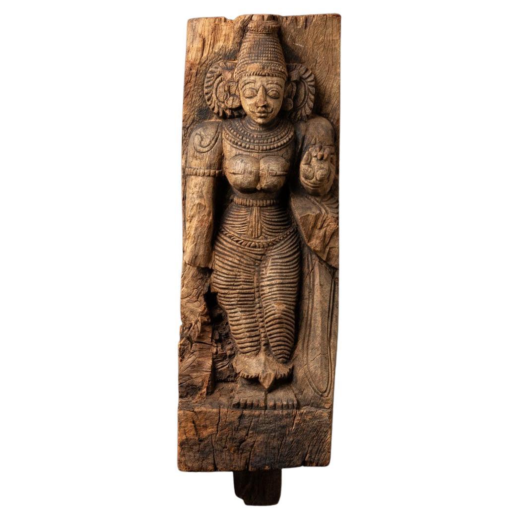Pannello antico in legno del XVIII secolo raffigurante la dea Devi, proveniente dall'India in vendita
