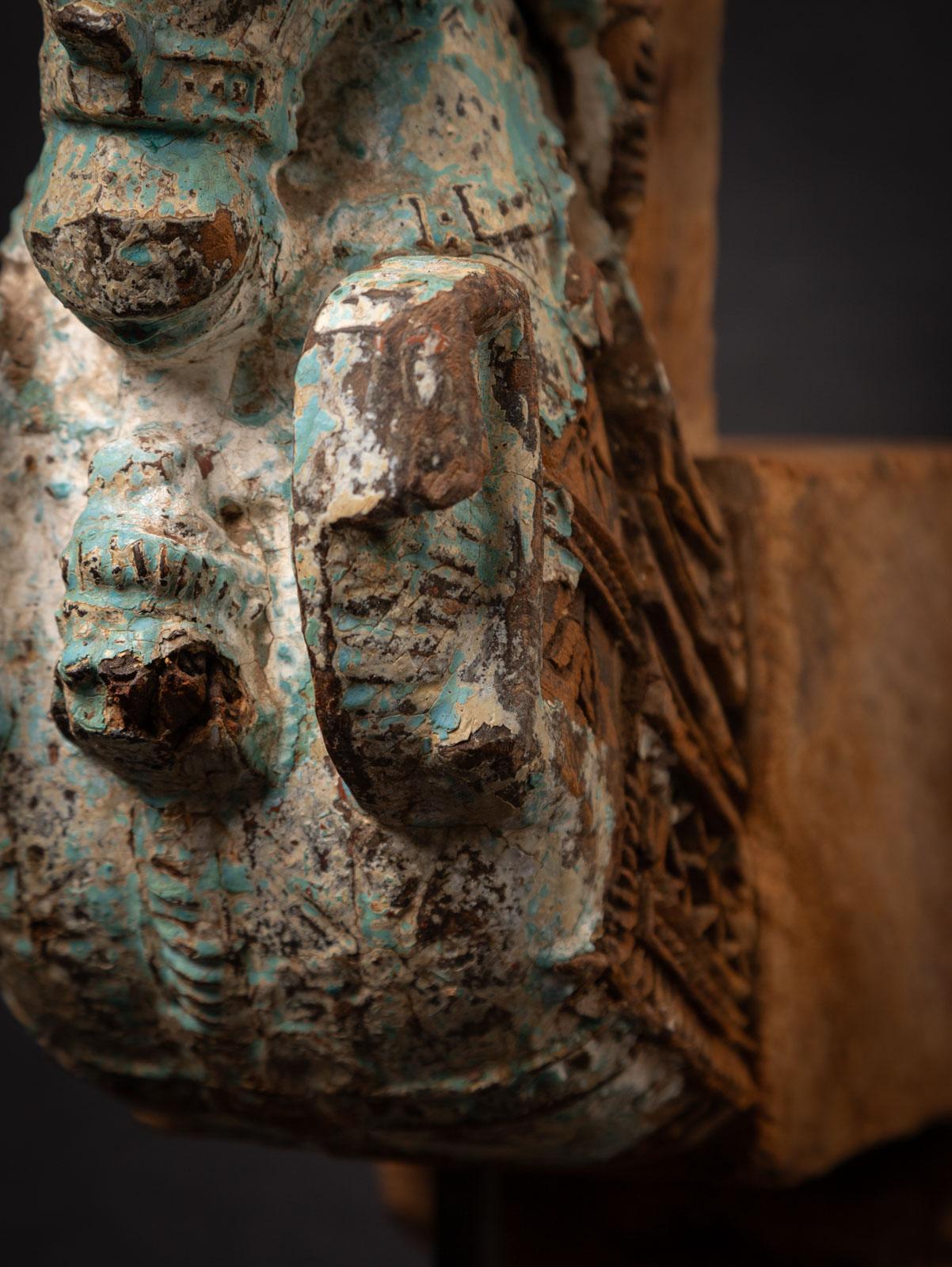 18th century Antique wooden temple fragment of a Horse head For Sale 7