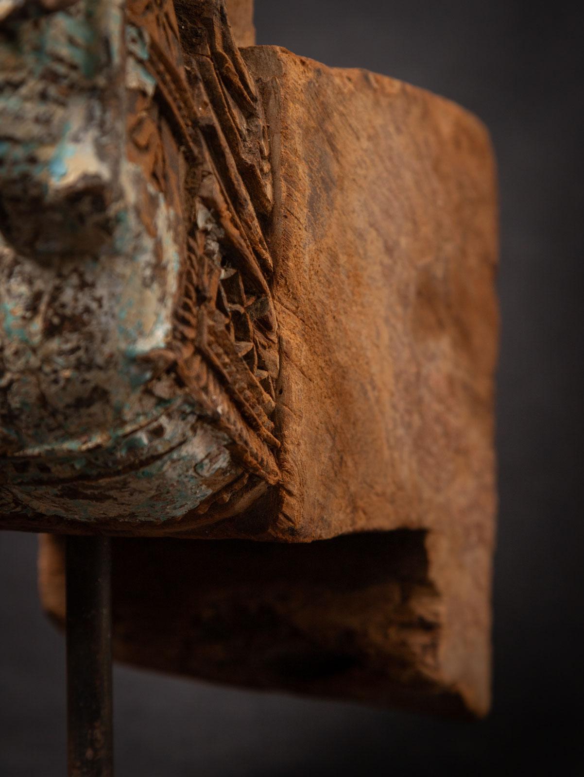 18th century Antique wooden temple fragment of a Horse head For Sale 9