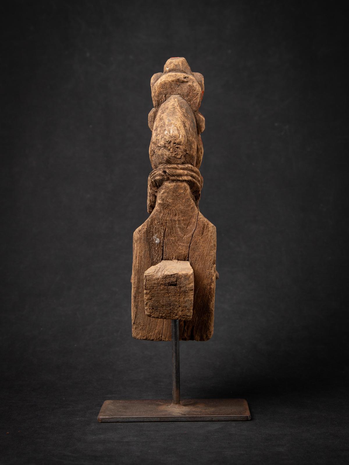 18th century Antique wooden temple fragment of a Horse head For Sale 11