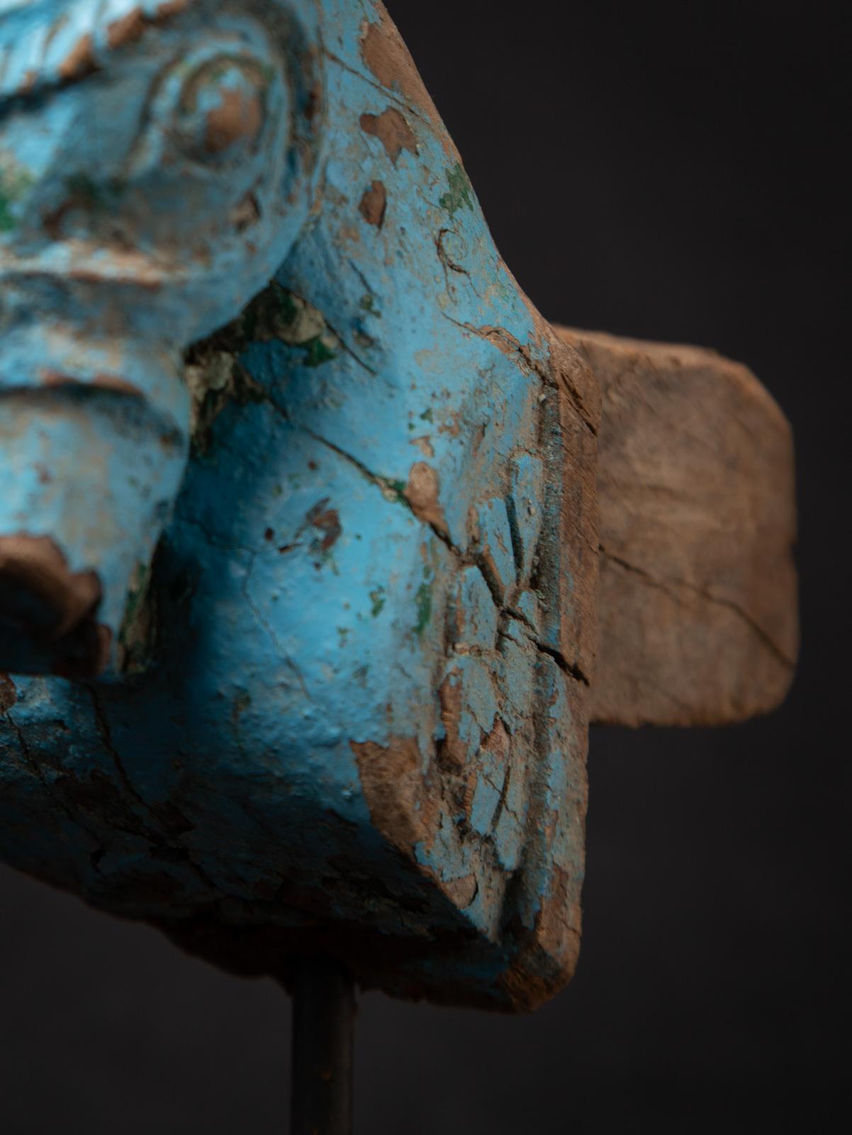 18th century Antique wooden temple fragment of a Horse head from India 4