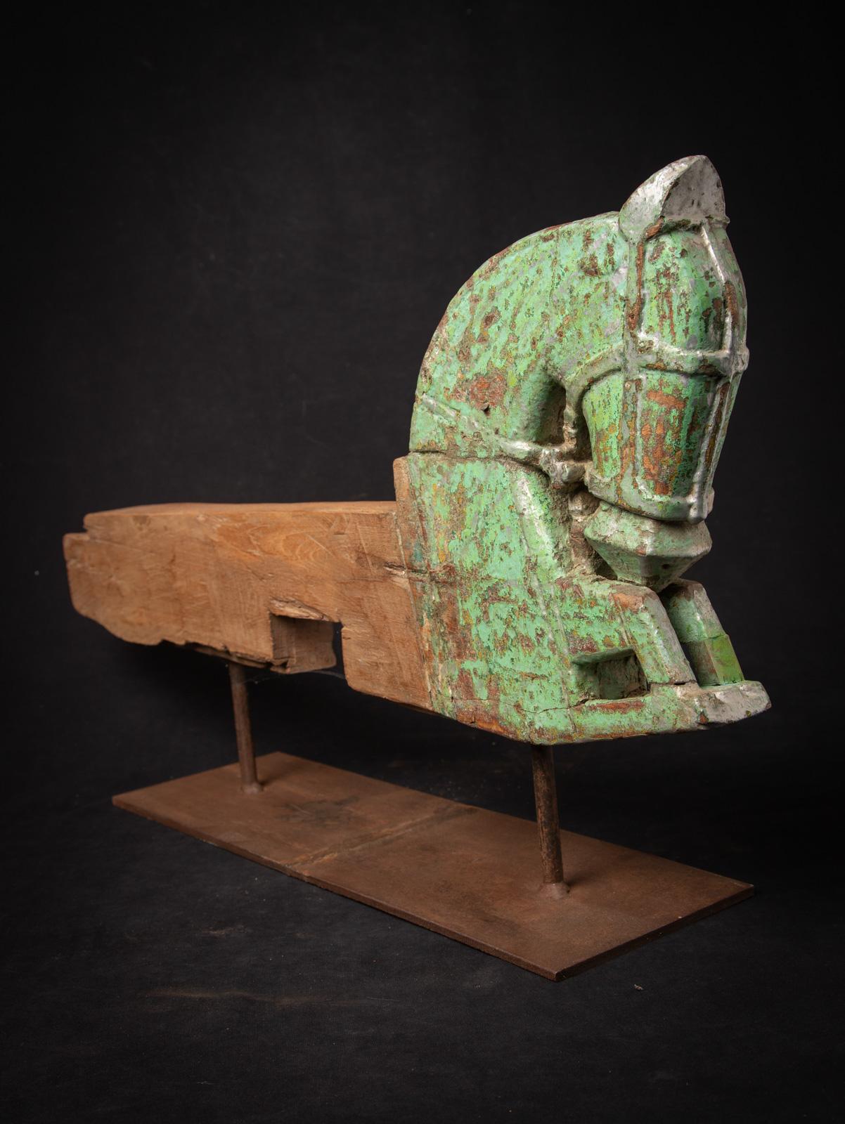 18th century Antique wooden temple fragment of a Horse head from India For Sale 5