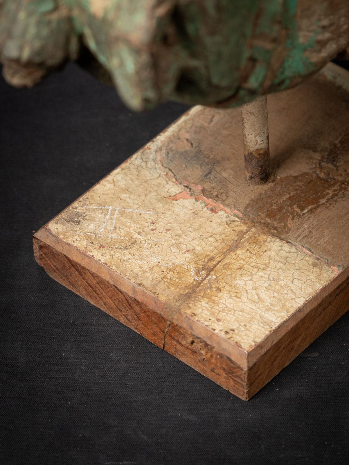 18th century Antique wooden temple fragment of a Horse head from India For Sale 8