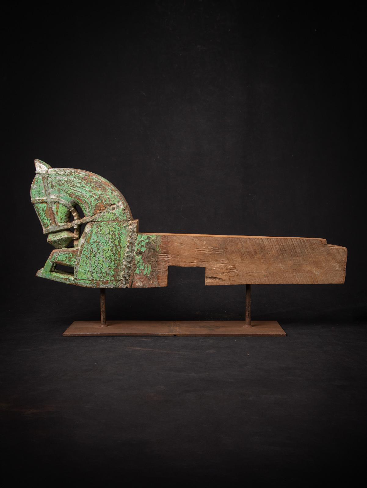 18th century Antique wooden temple fragment of a Horse head from India For Sale 8